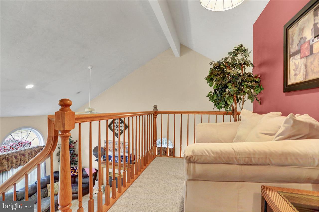 MEADOWVIEW ESTATES - Residential