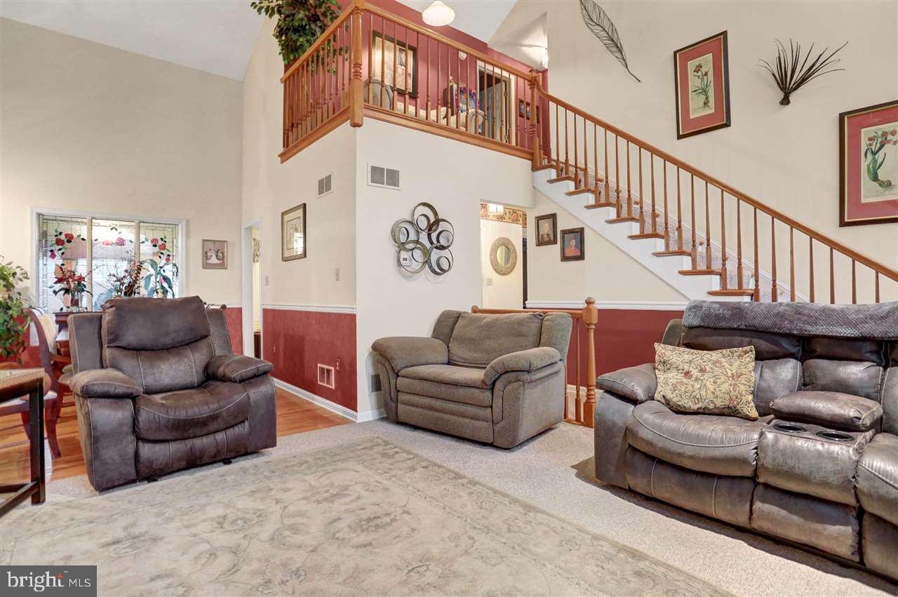 MEADOWVIEW ESTATES - Residential
