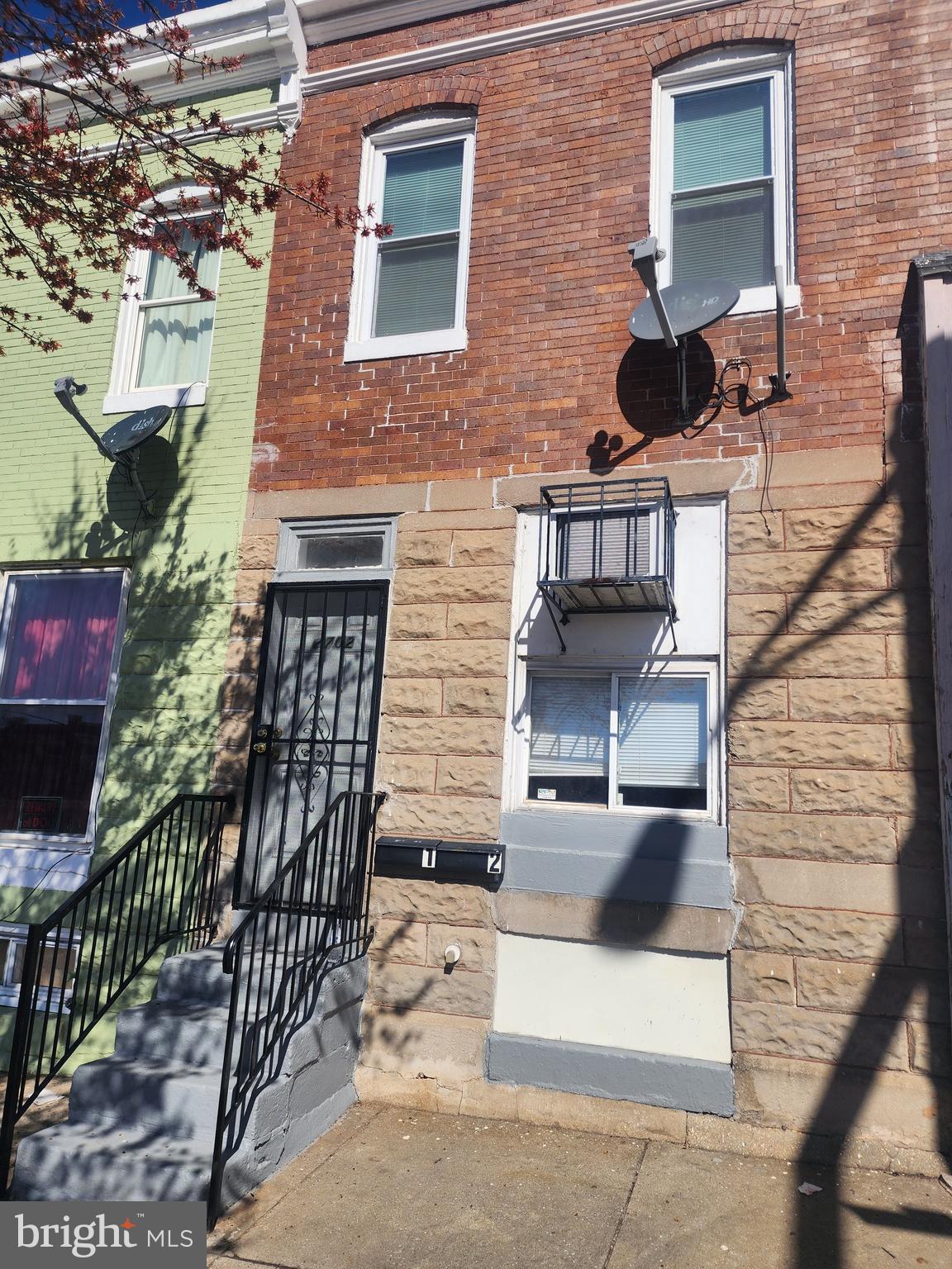 Cozy 2nd floor 1 bedroom 1 bathroom apartment located in South Baltimore. The unit features Stove, Refrigerator and Wash & Dryer. The floors are hardwood in the living room and bedroom. The bathroom and kitchen are ceramic tile.
Application Qualifications: Minimum monthly income 3 times the tenant’s portion of the monthly rent, acceptable rental history, credit history and criminal history, which all must be verifiable. The application fee is $55 per adult which is non-refundable. They must submit their two most recent pay-stubs along with picture I.D.