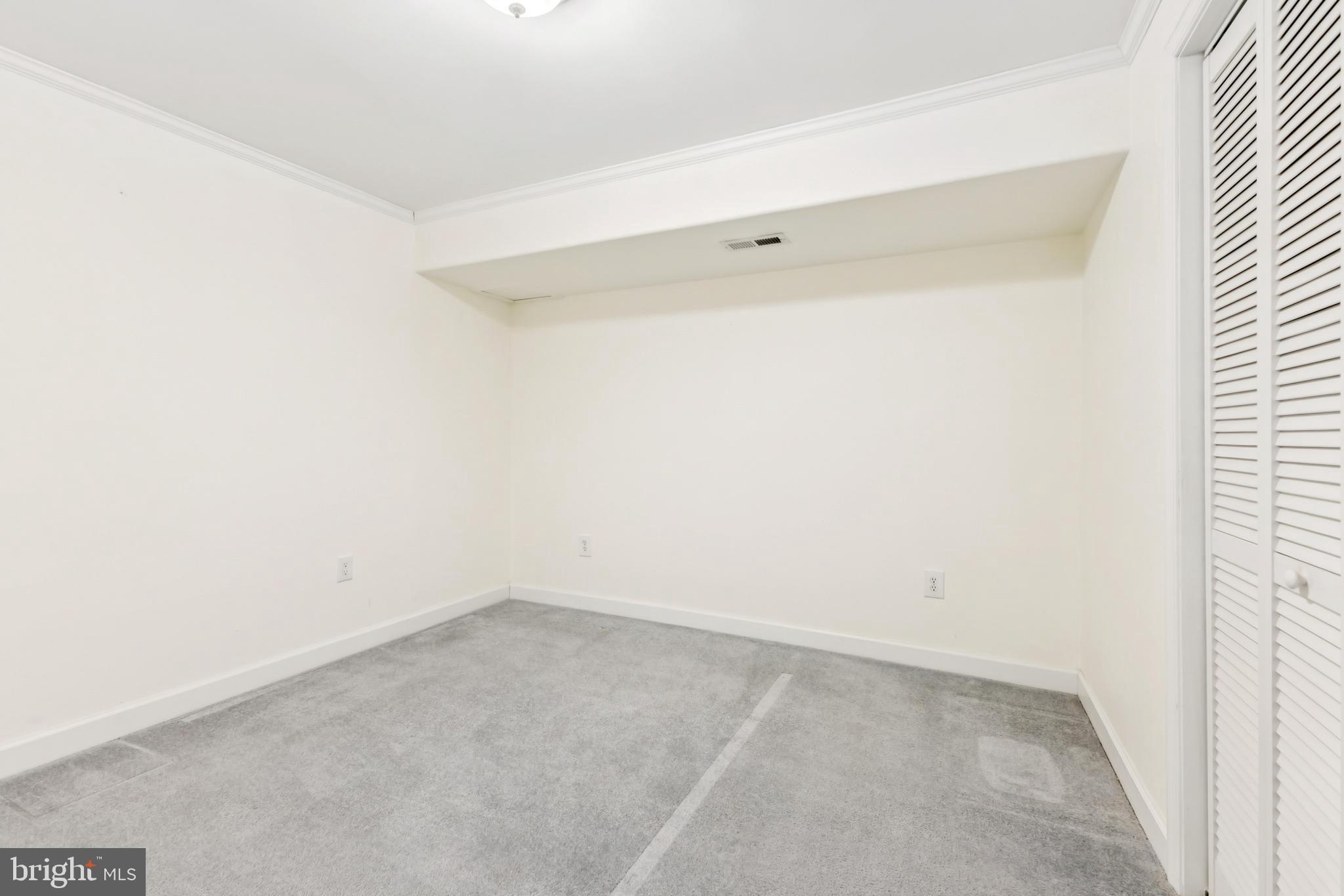 LOCUST GROVE ESTATES - Residential