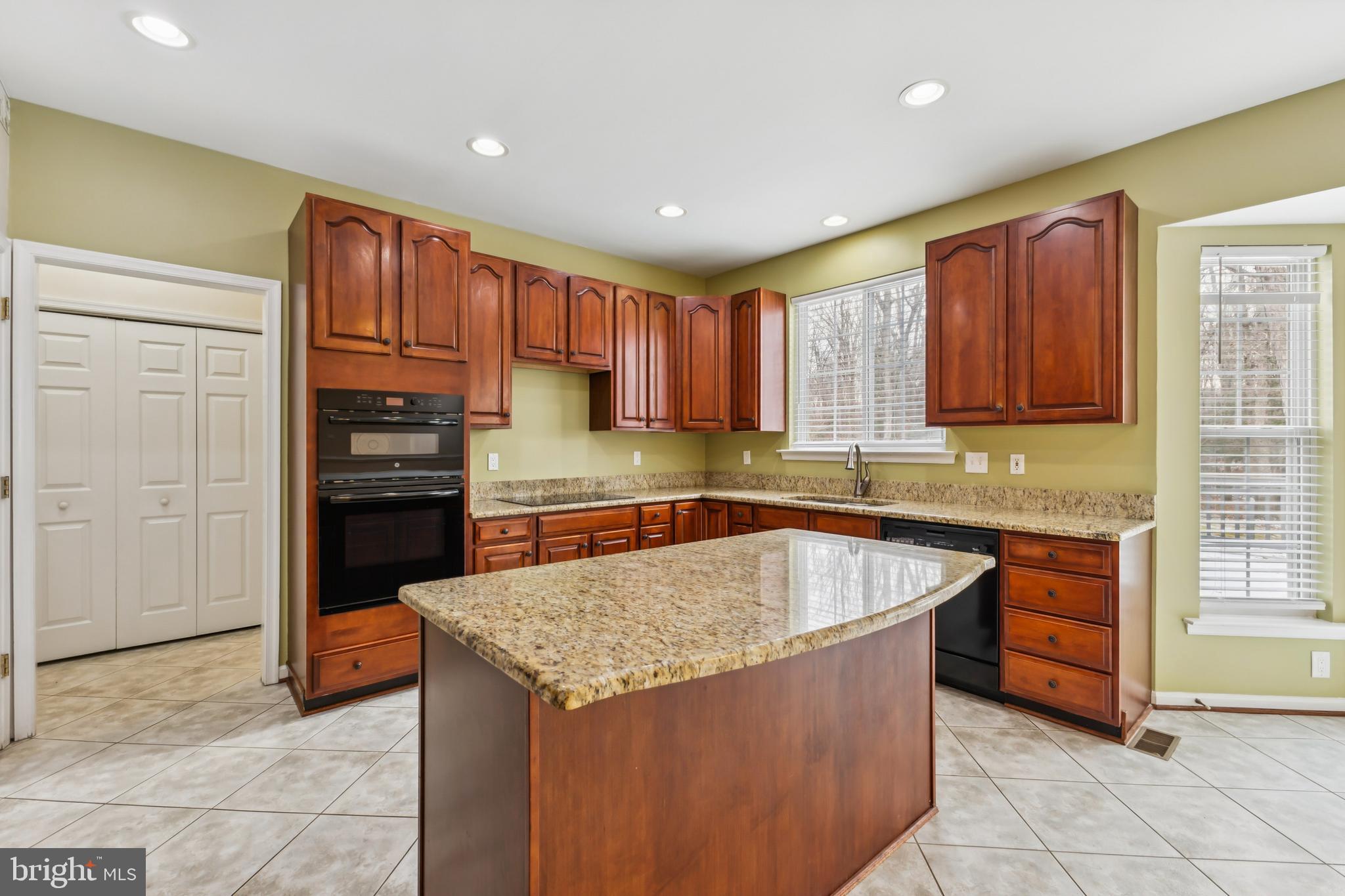 LOCUST GROVE ESTATES - Residential