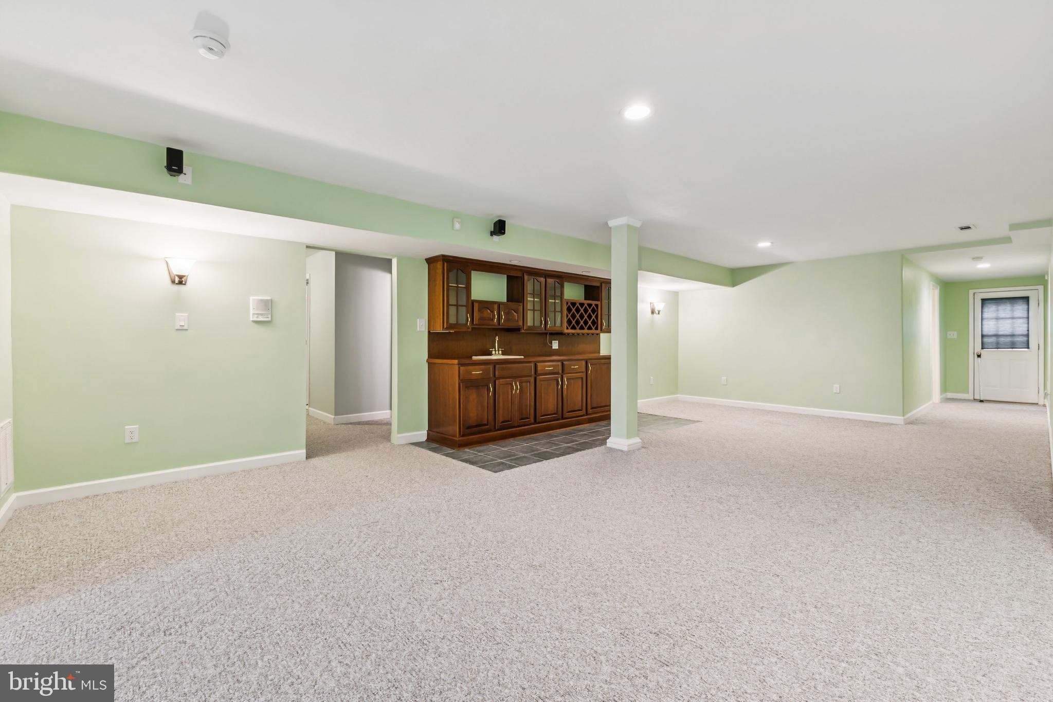 LOCUST GROVE ESTATES - Residential