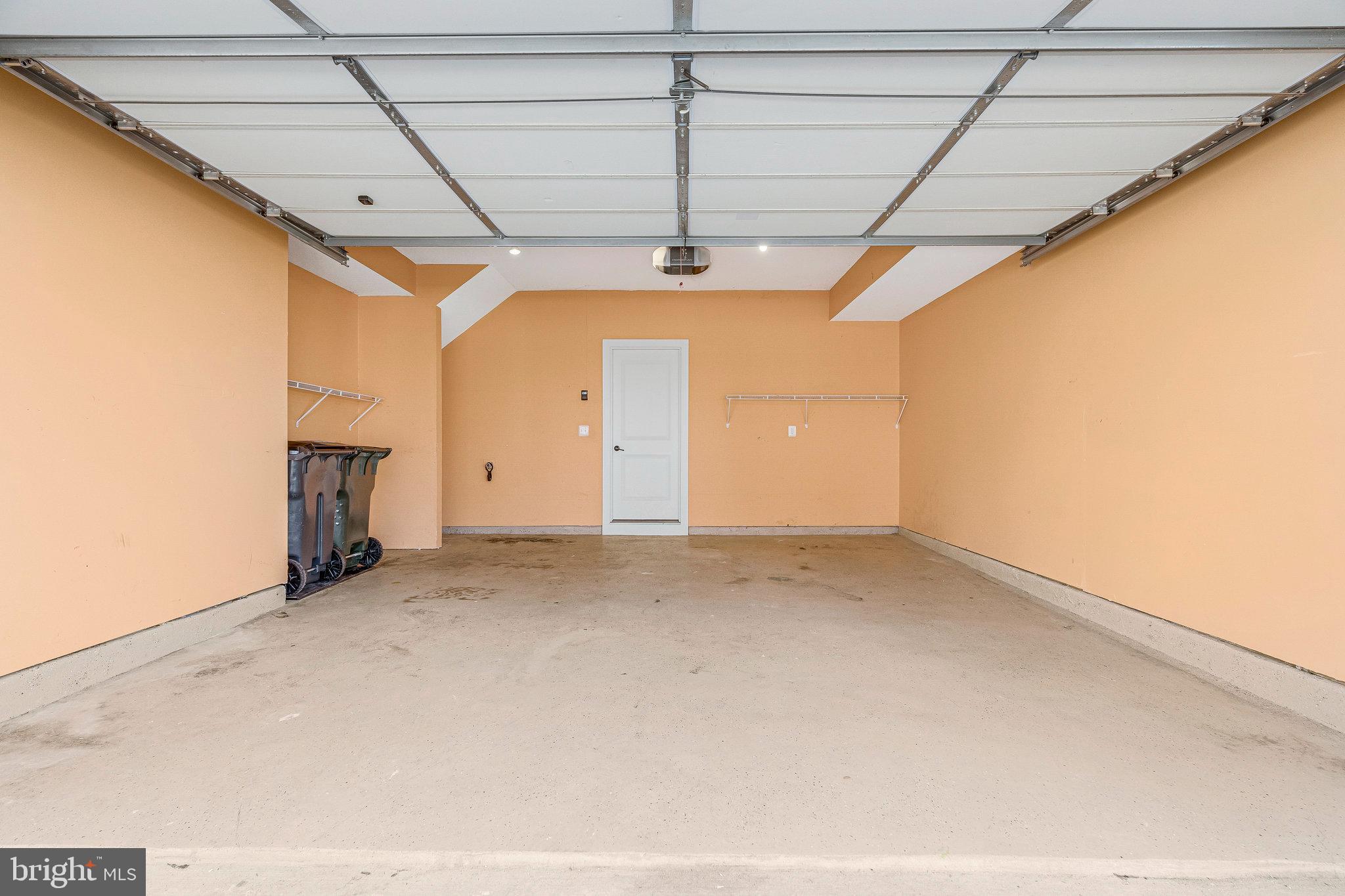 STONEGATE - Residential