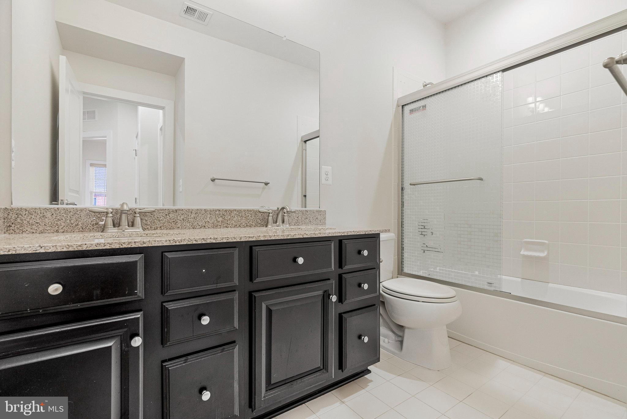 STONEGATE - Residential