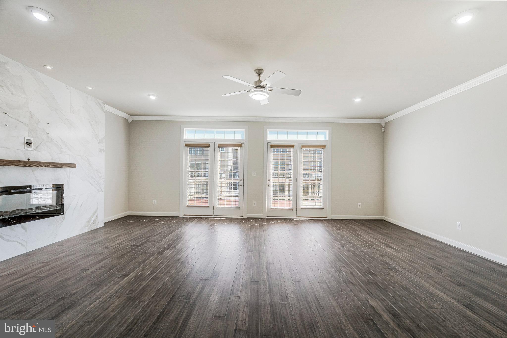 STONEGATE - Residential