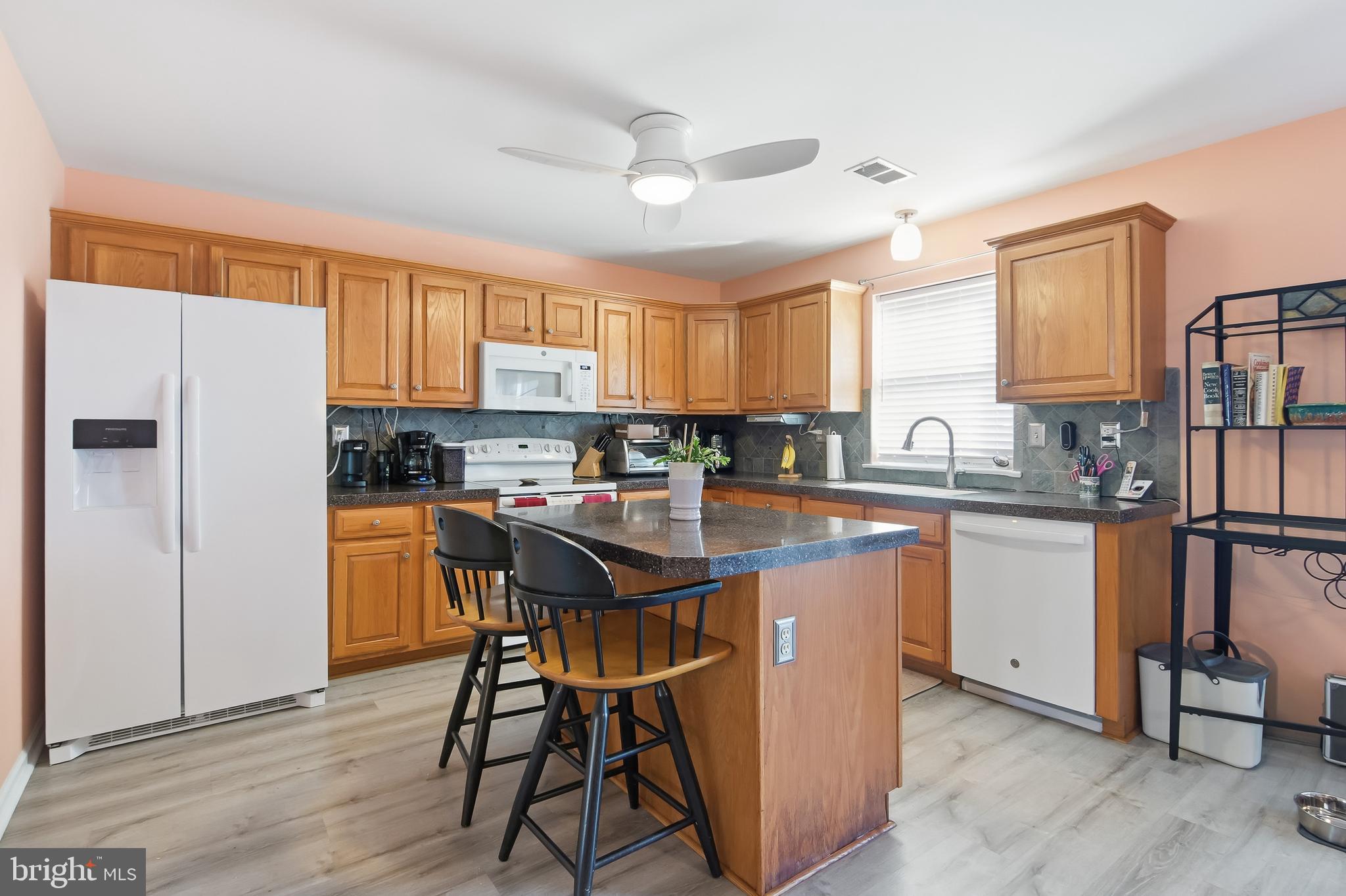 MEWS AT VALLEY FOR - Residential