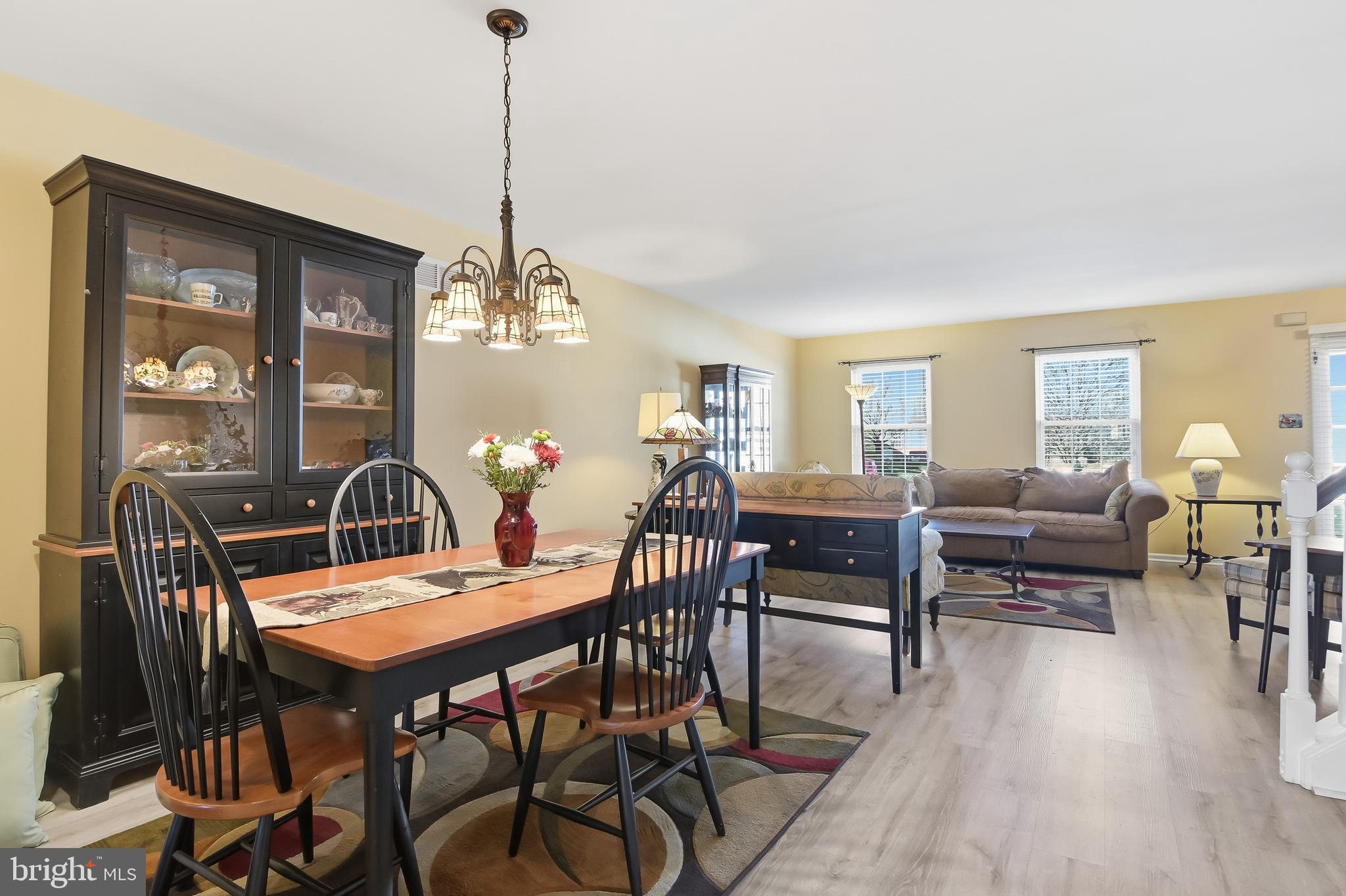 MEWS AT VALLEY FOR - Residential