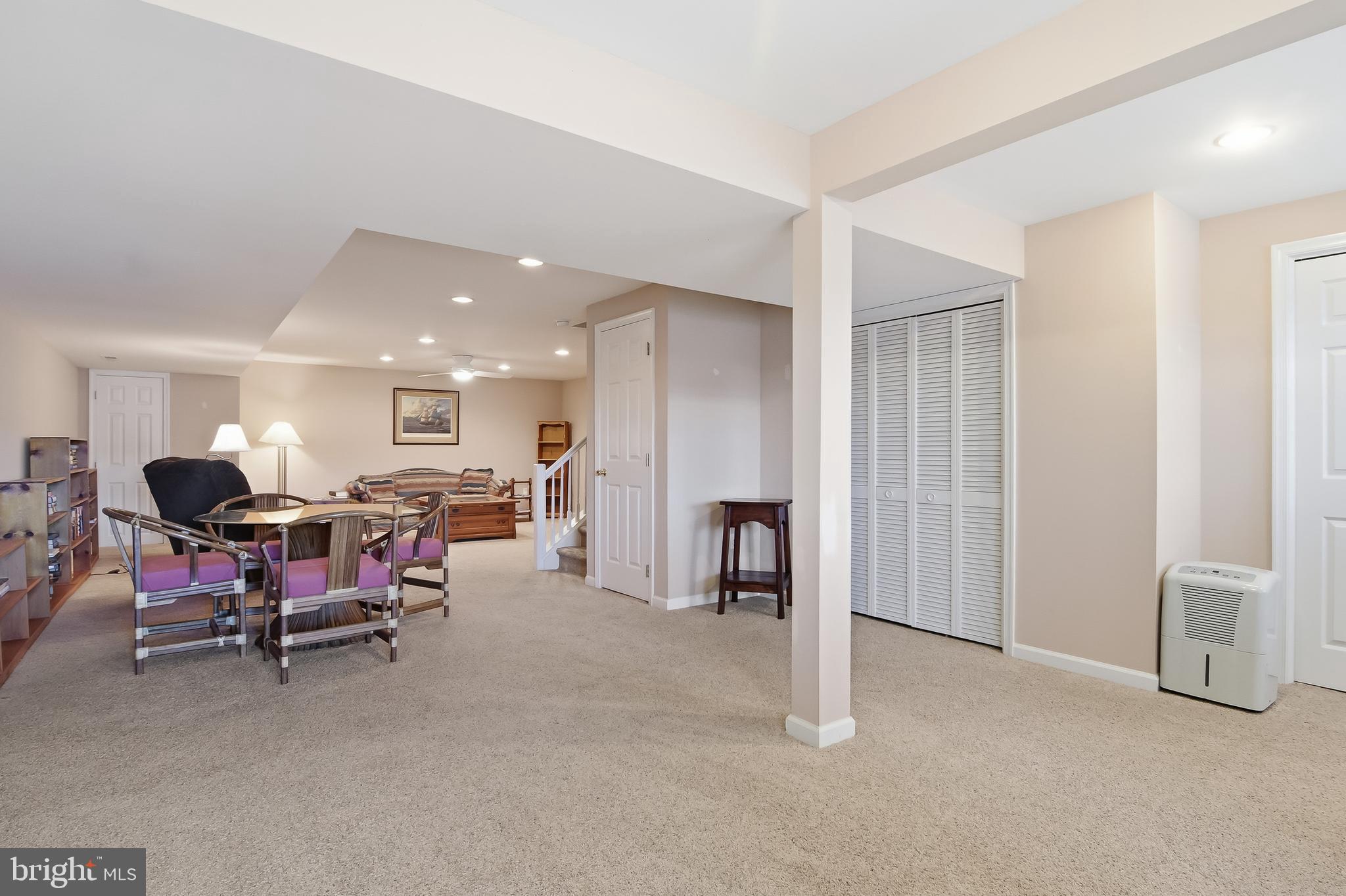 MEWS AT VALLEY FOR - Residential