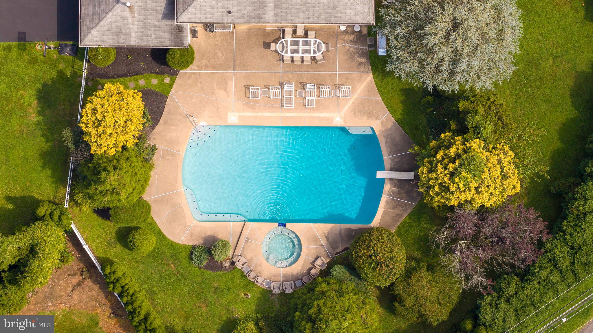 20 SUMMER PLACE