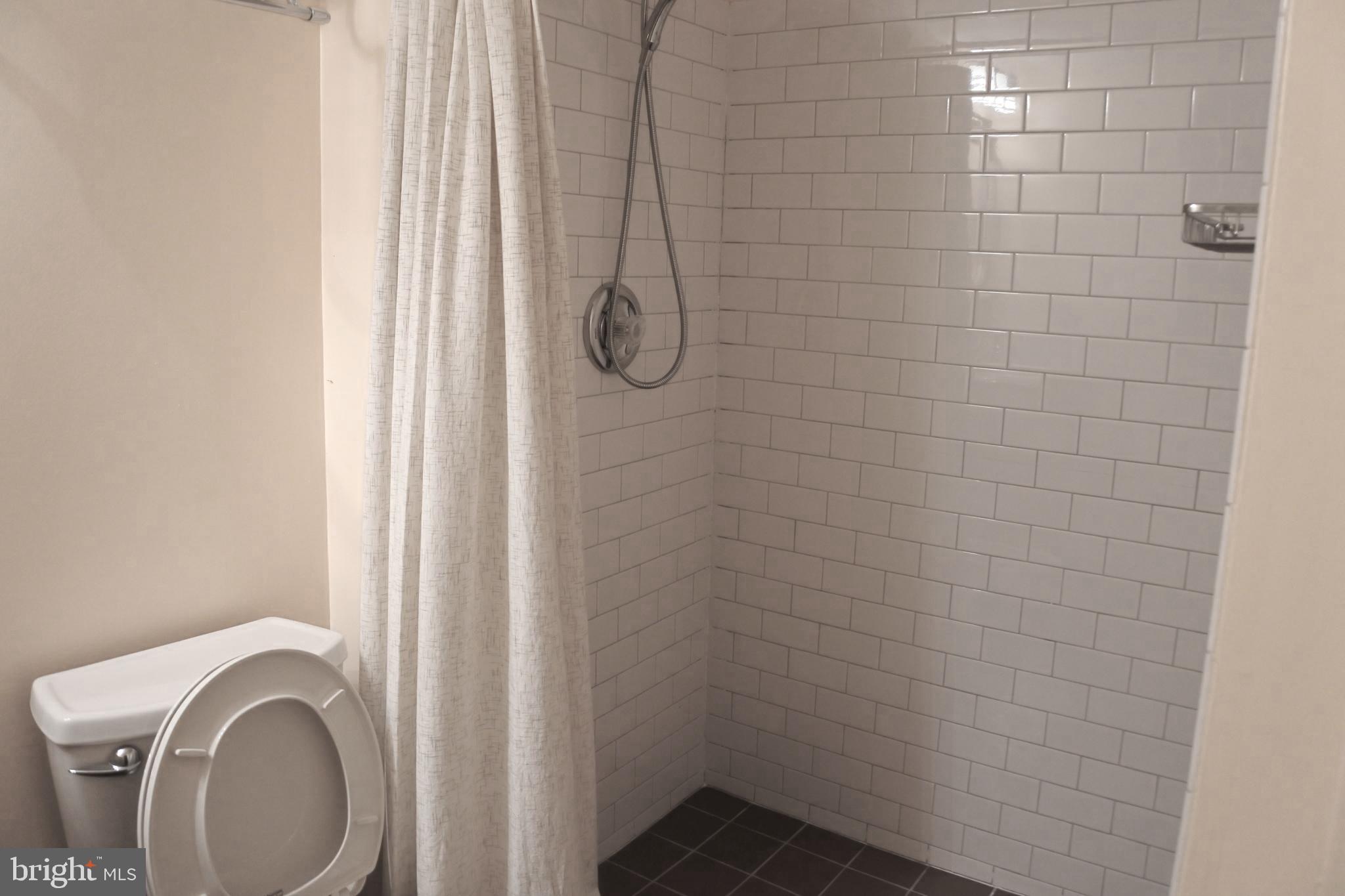 DOMINION - Residential Lease