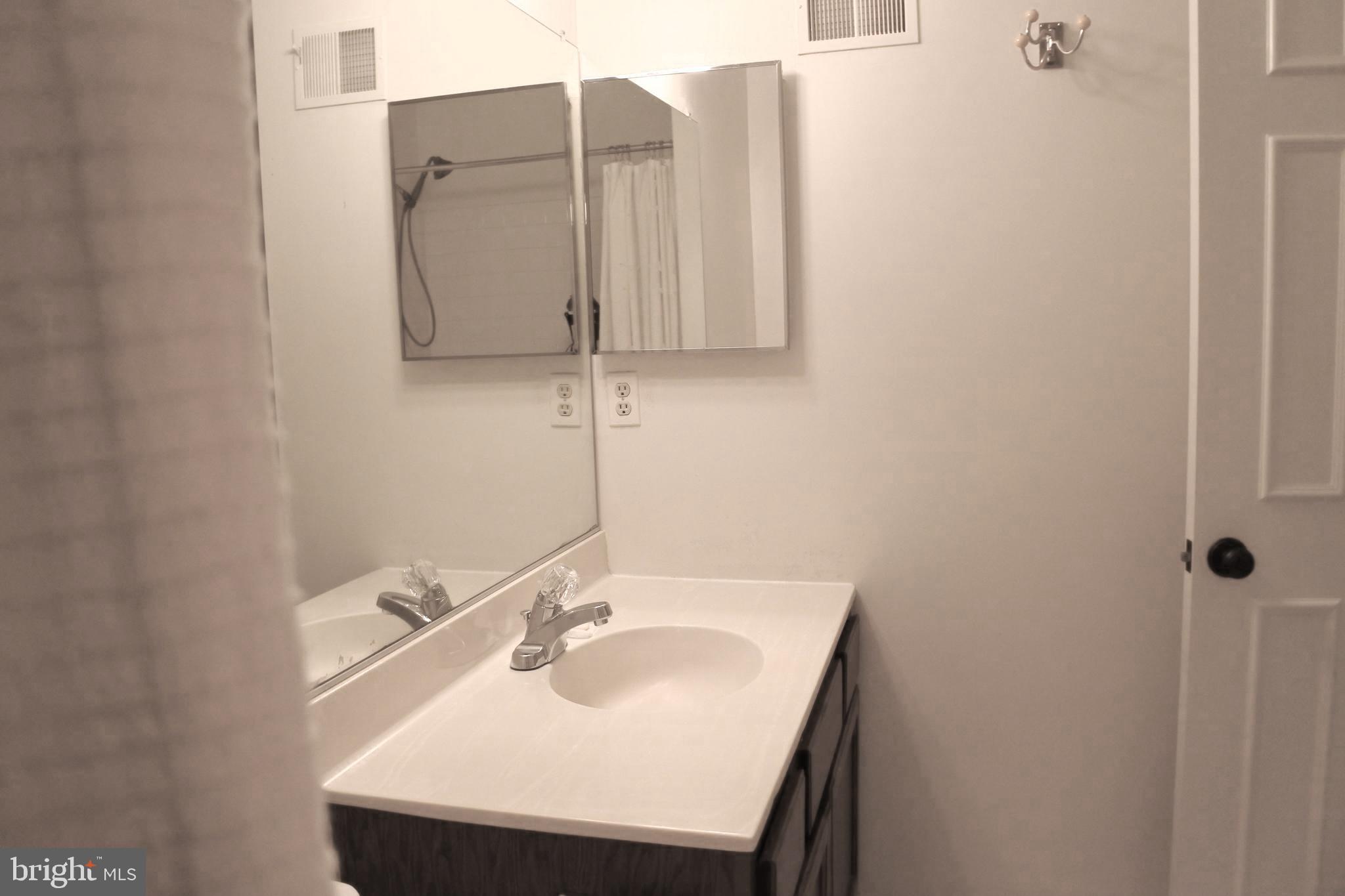 DOMINION - Residential Lease