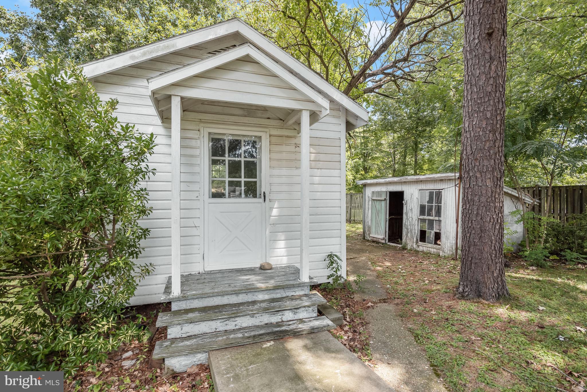 REGULARS - Residential