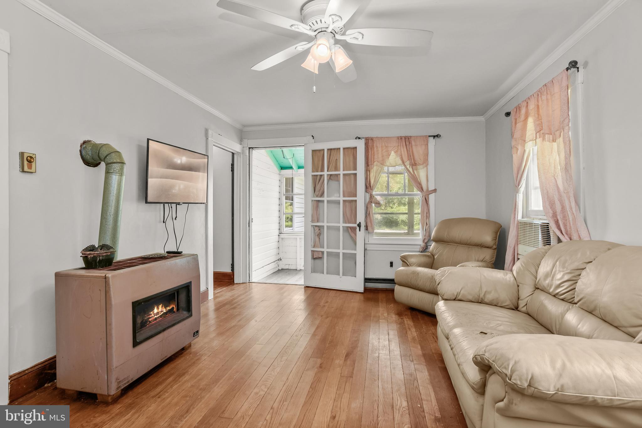 REGULARS - Residential