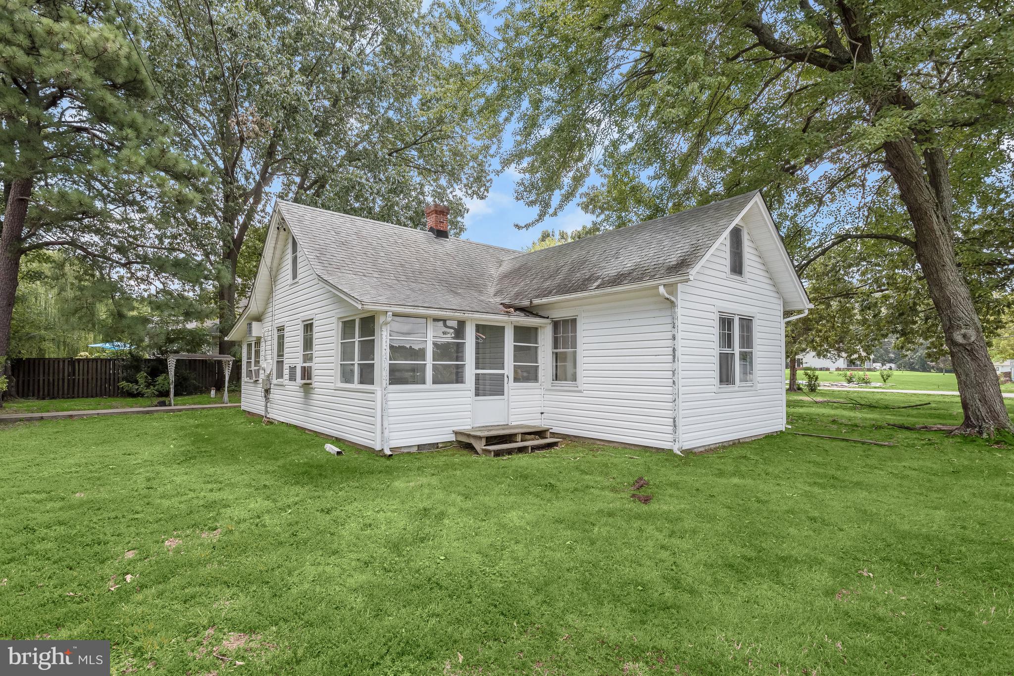 REGULARS - Residential