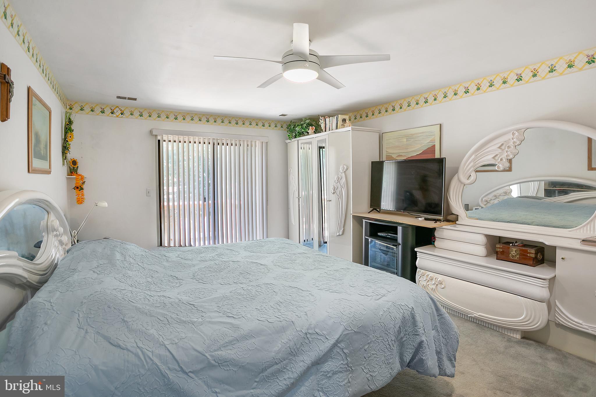 CEDAR COVE - Residential