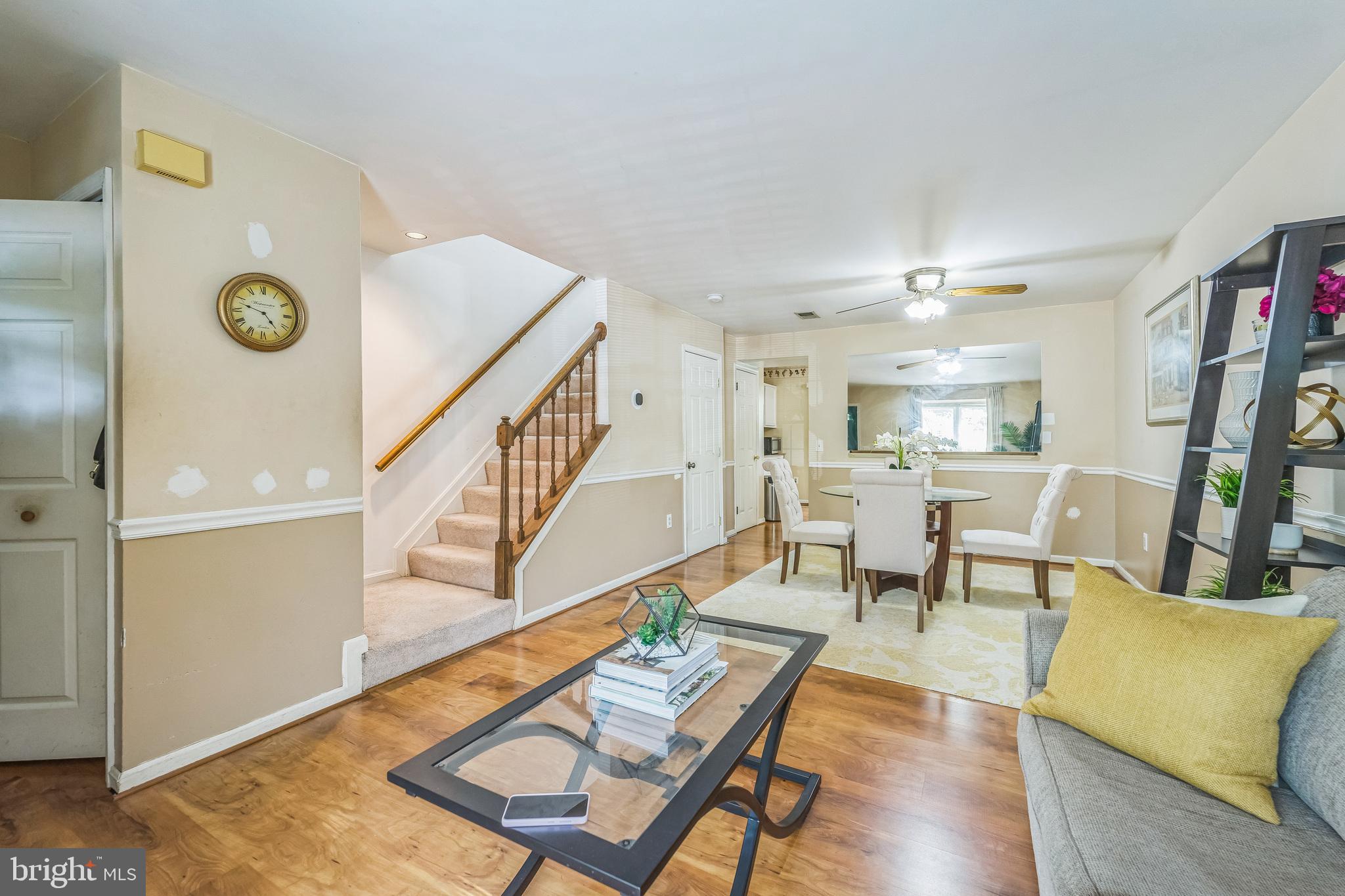 GLENSHIRE TOWNE - Residential Lease