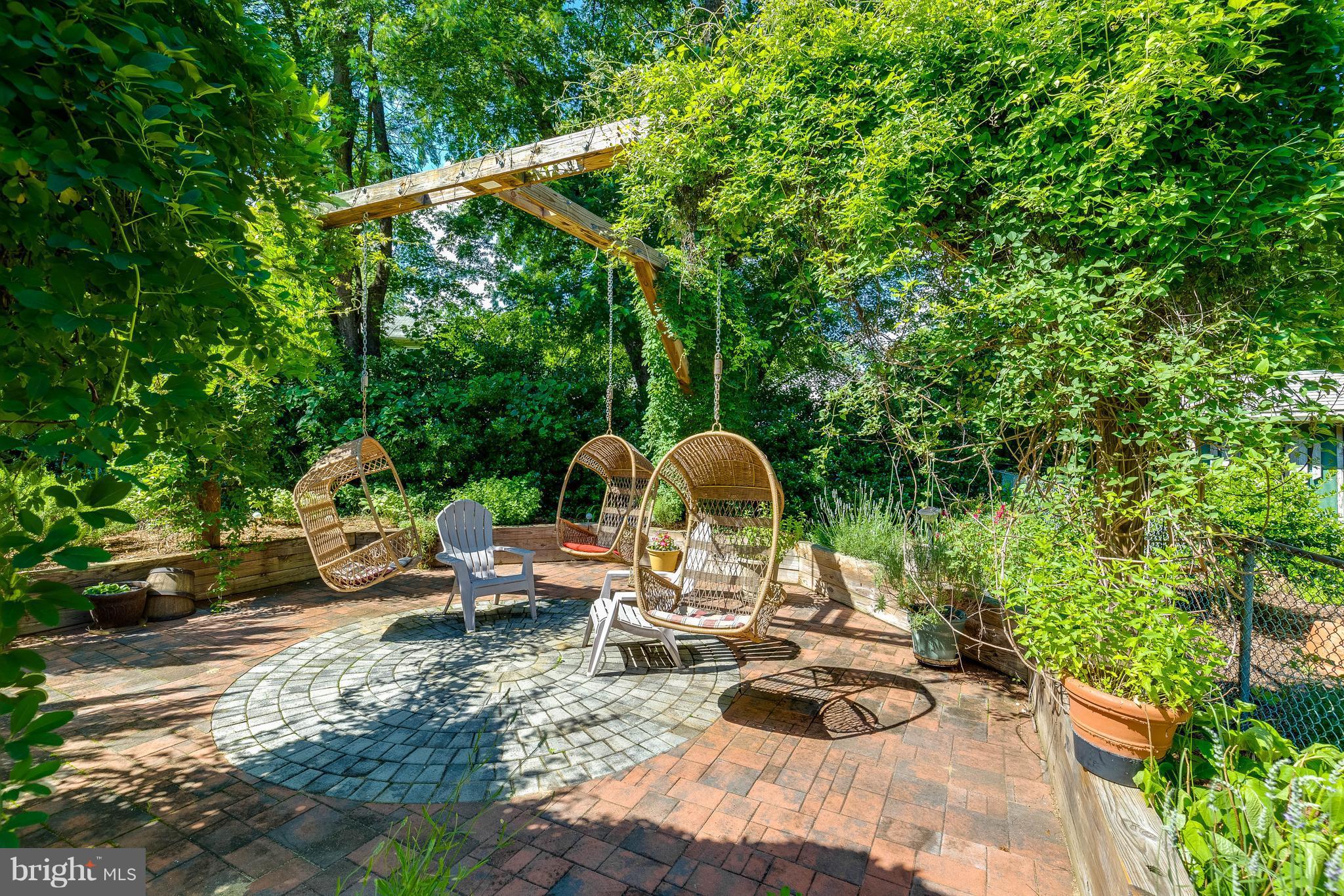 HAYFIELD FARM - Residential