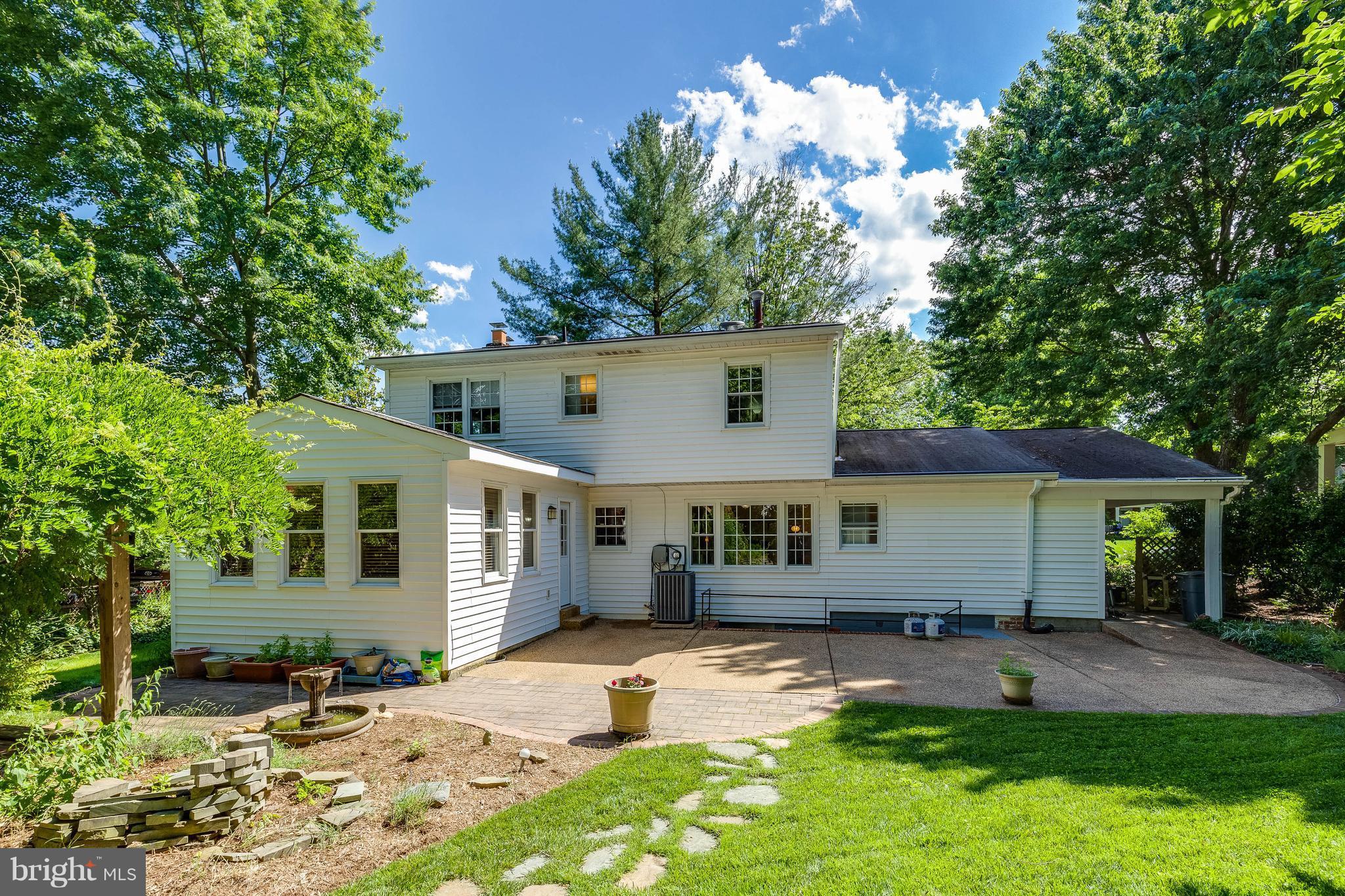 HAYFIELD FARM - Residential