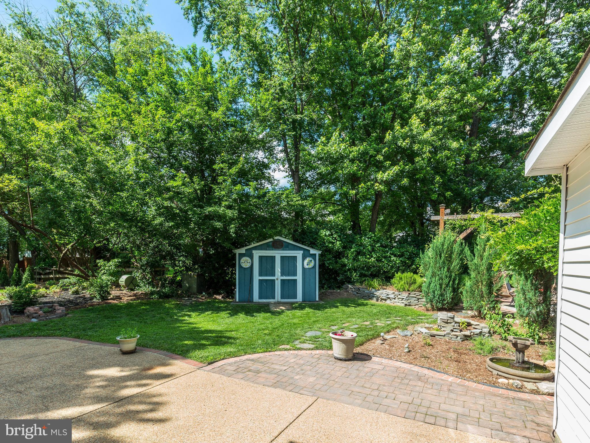 HAYFIELD FARM - Residential