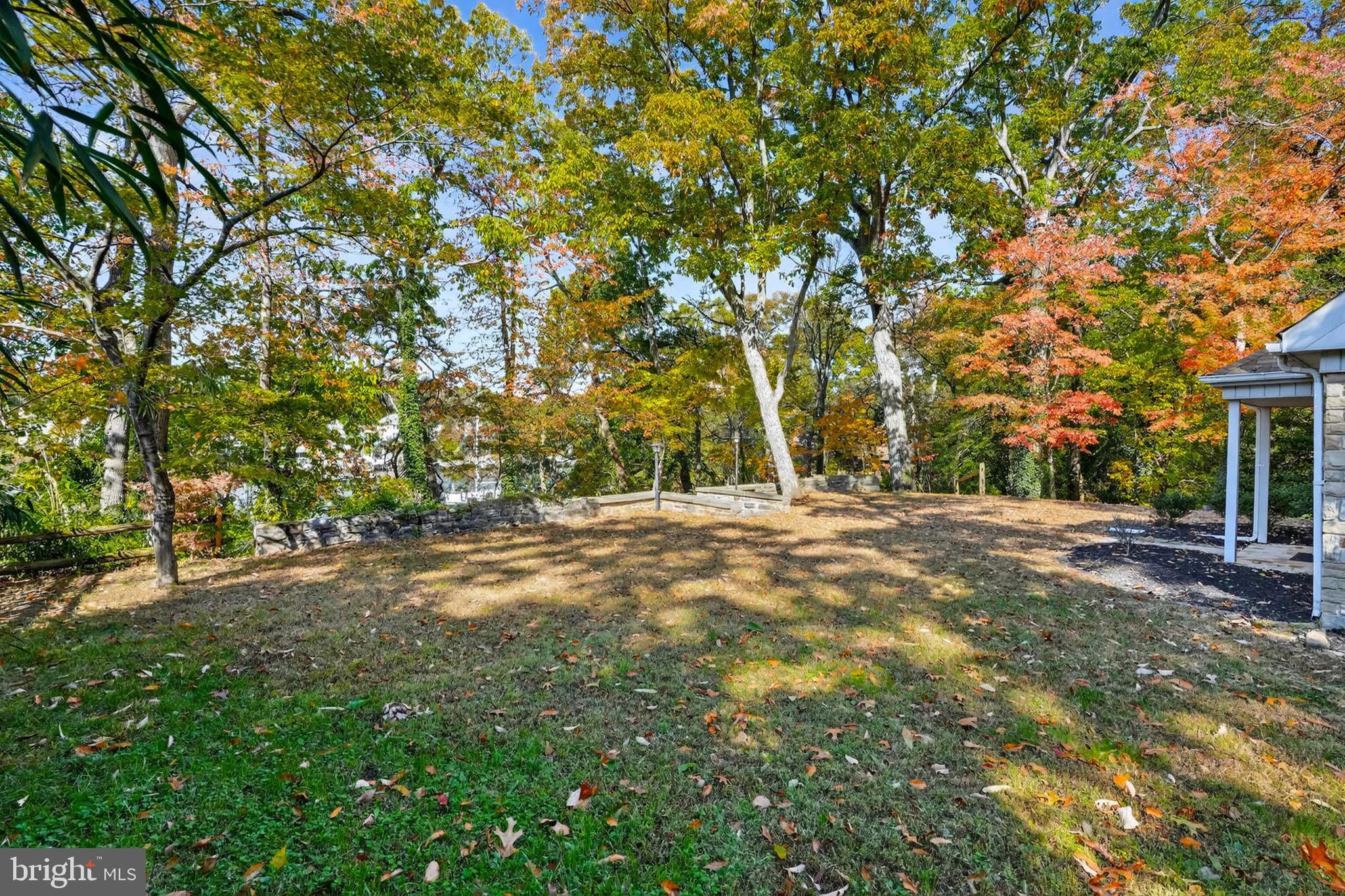 LAUREL ACRES - Residential Lease