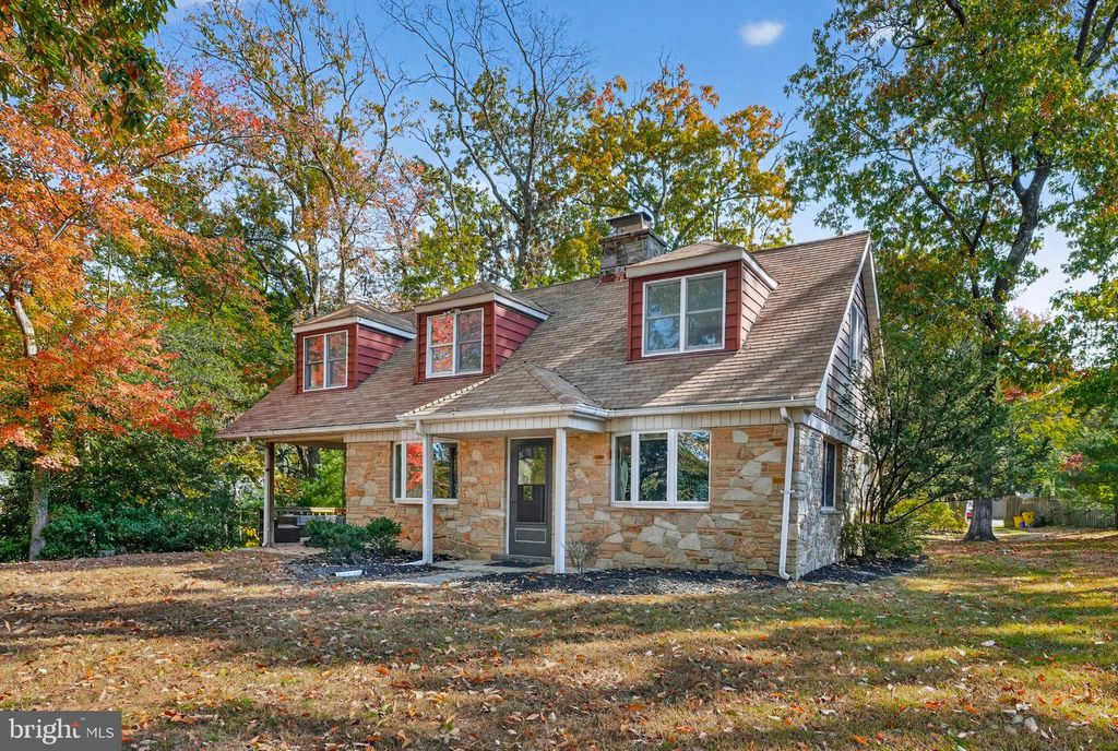 Photo of 616 Mcmagan Drive, PASADENA, MD 21122 (MLS # MDAA2129982)