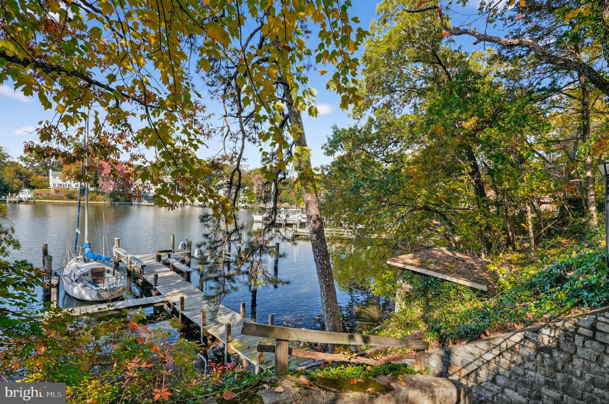 LAUREL ACRES - Residential Lease