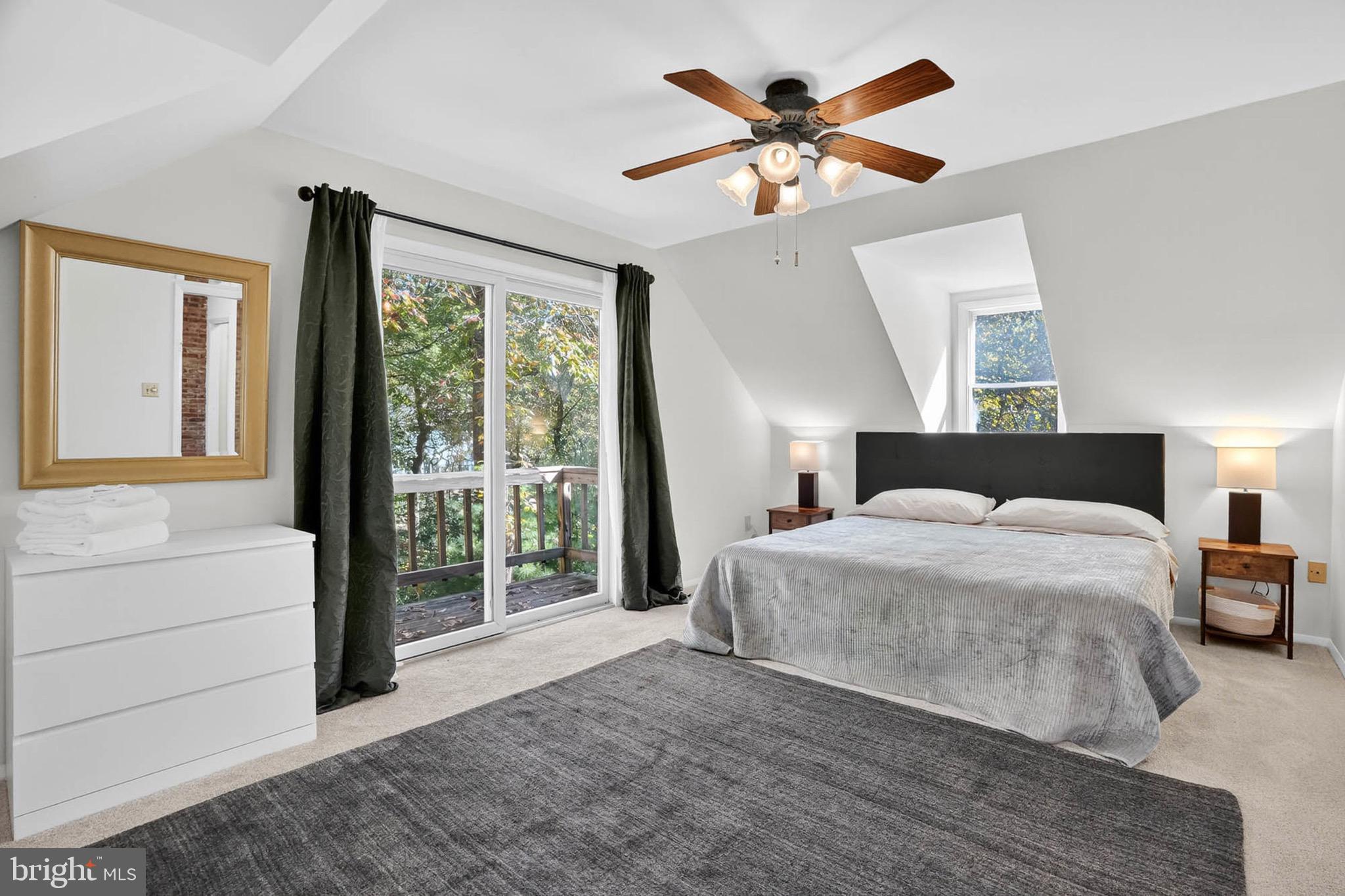 LAUREL ACRES - Residential Lease