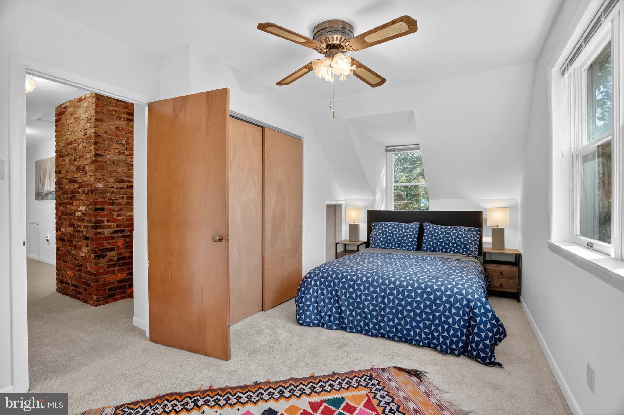 LAUREL ACRES - Residential Lease