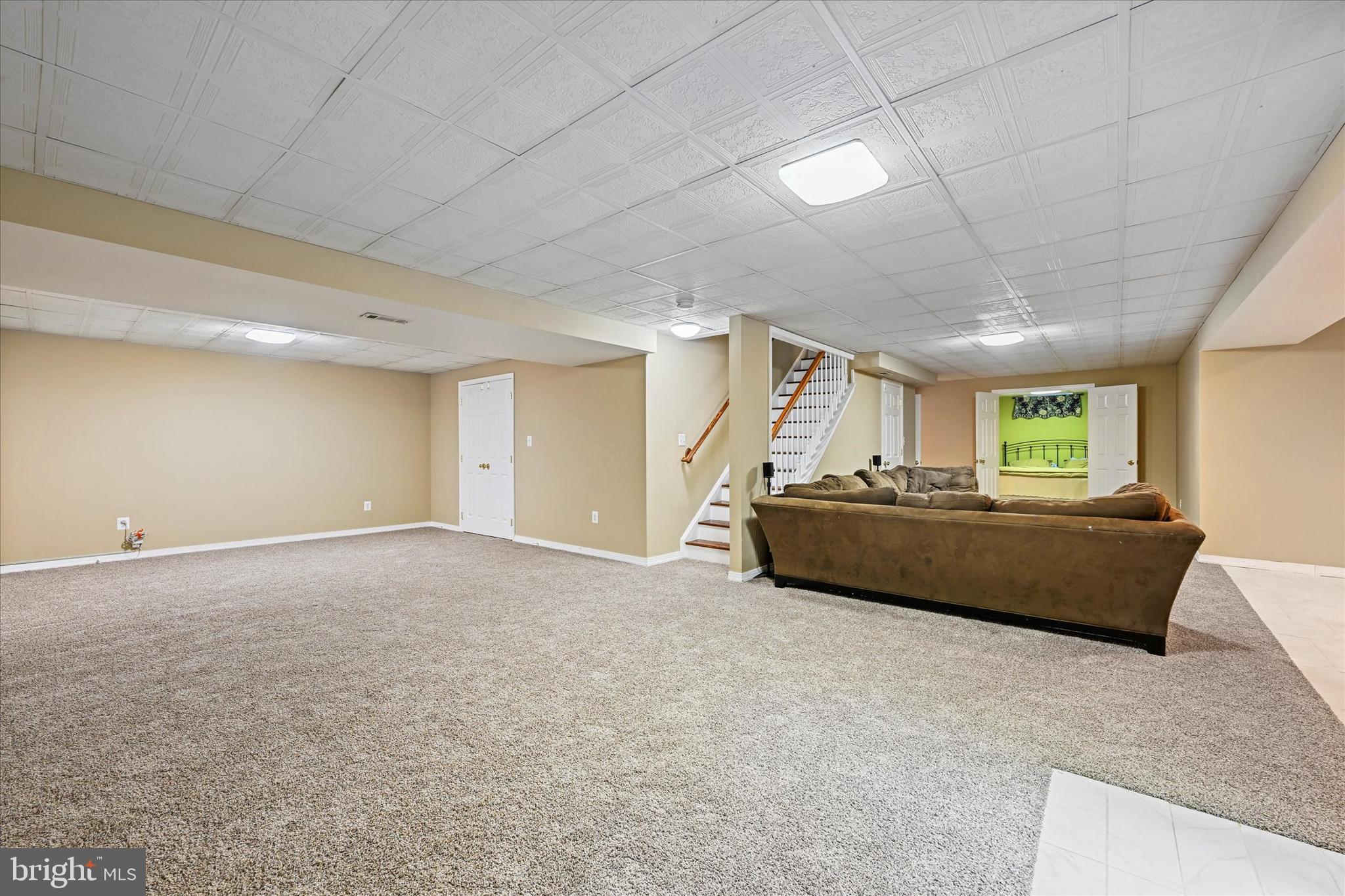 VINEYARD OAK - Residential