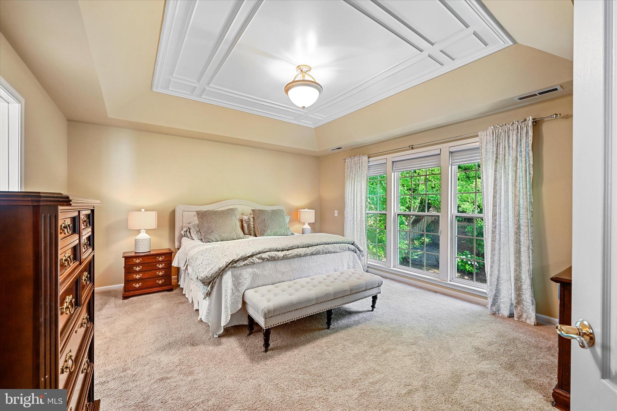 VINEYARD OAK - Residential