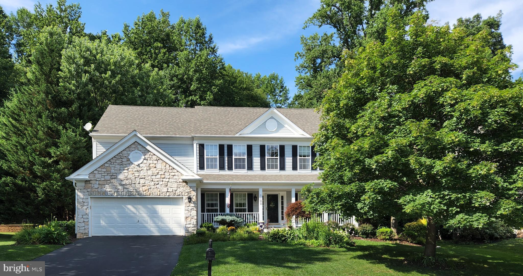 VINEYARD OAK - Residential