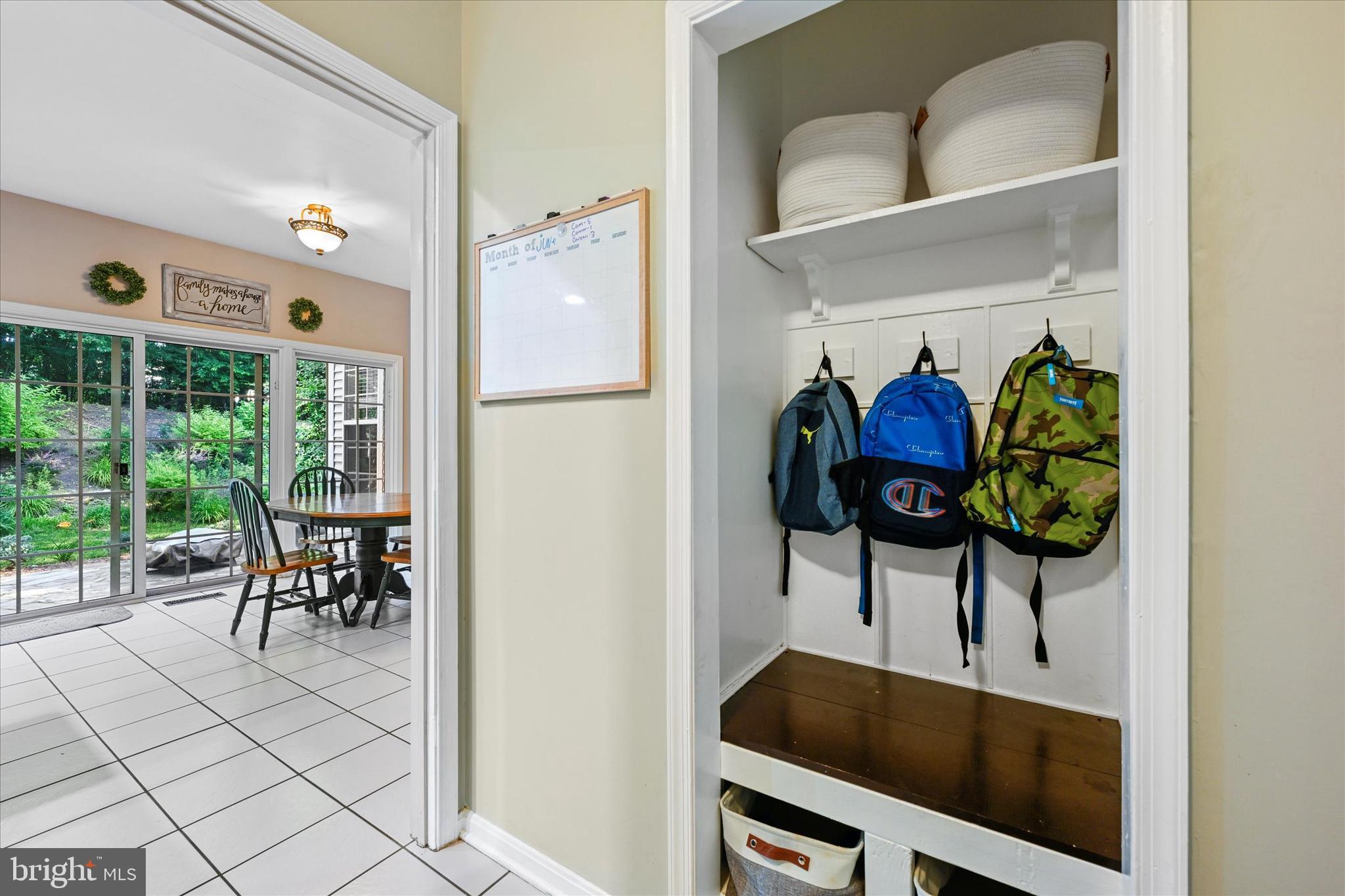 VINEYARD OAK - Residential