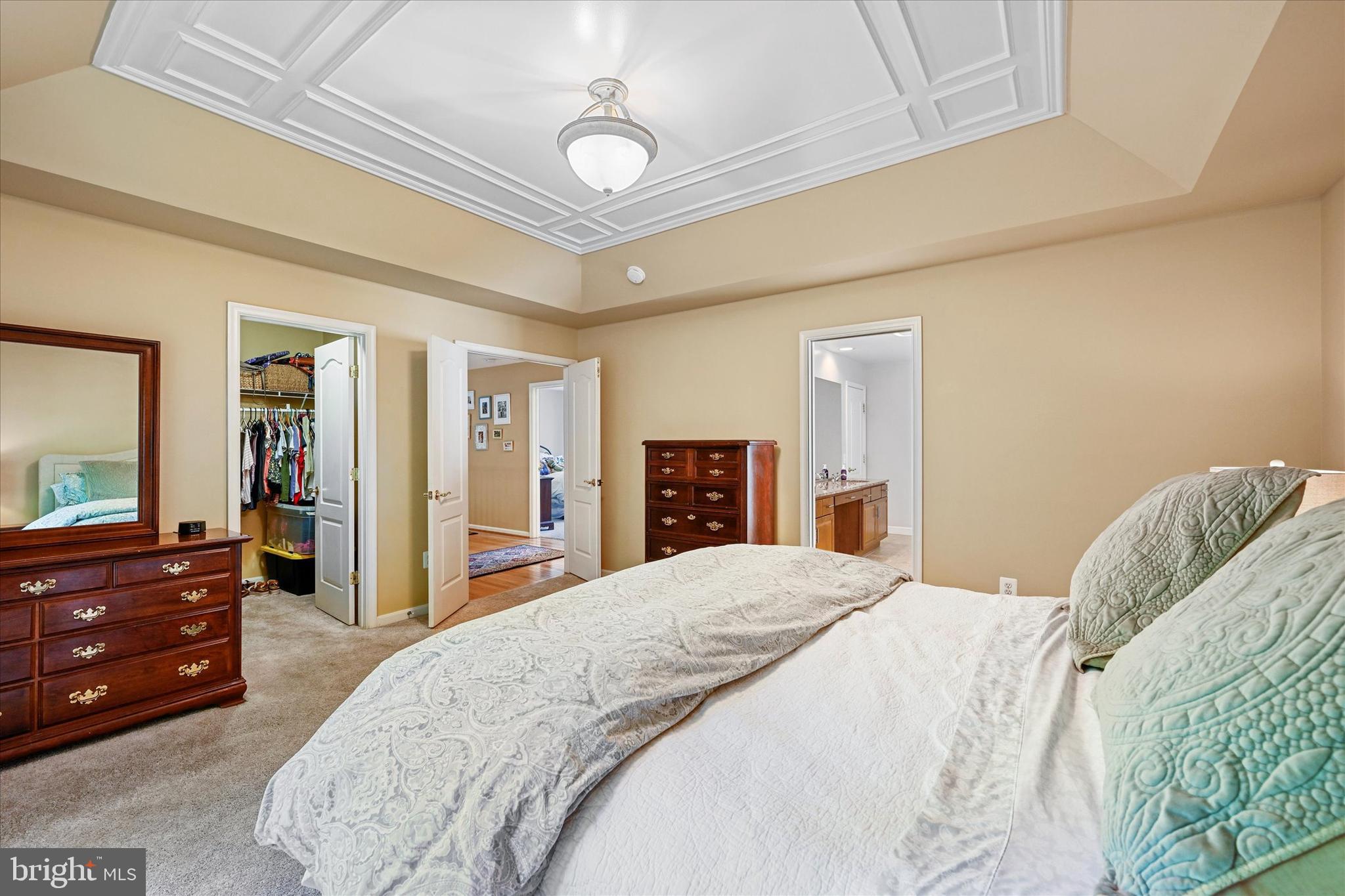 VINEYARD OAK - Residential