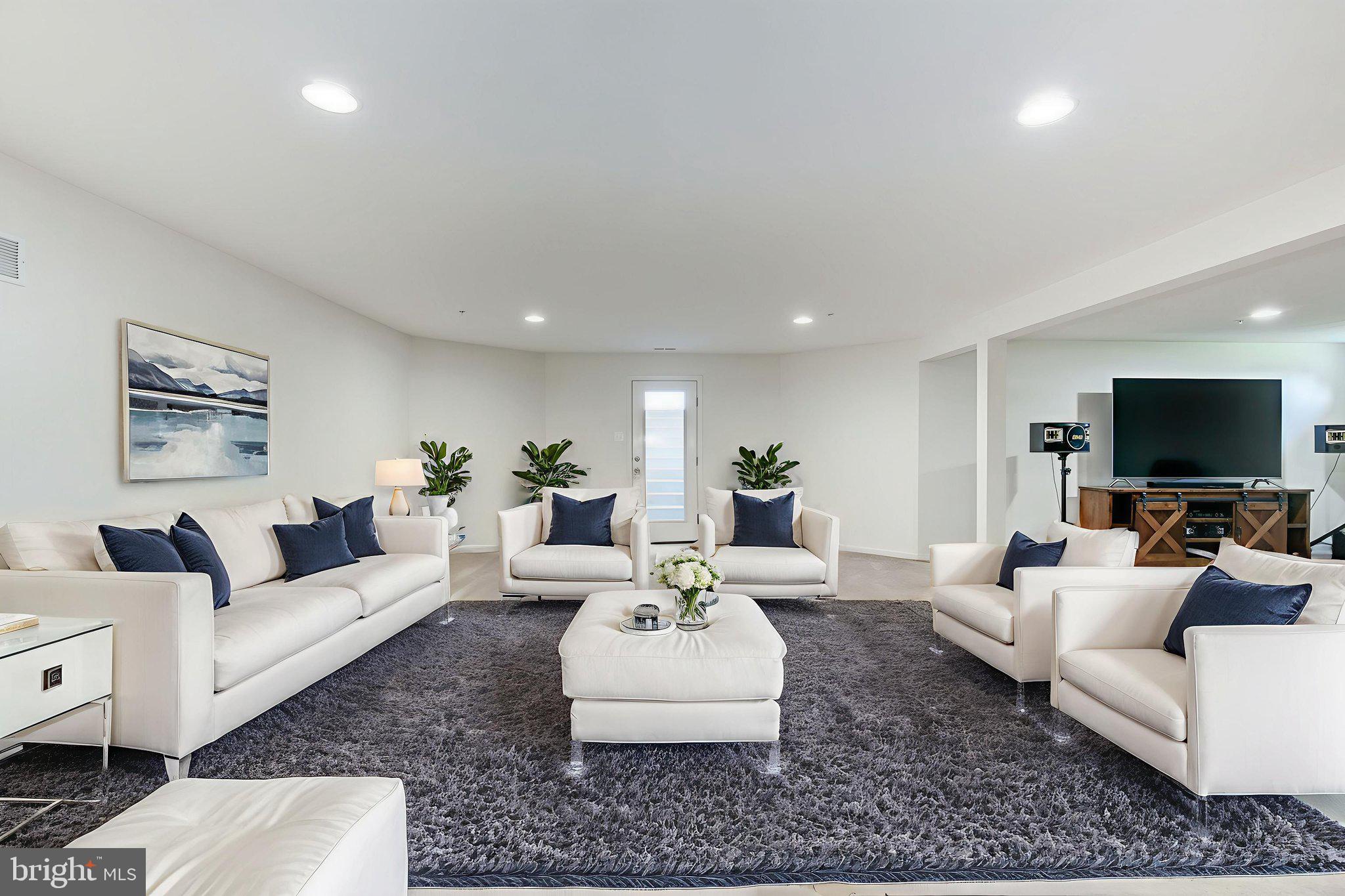 CENTENNIAL OVERLOOK - Residential