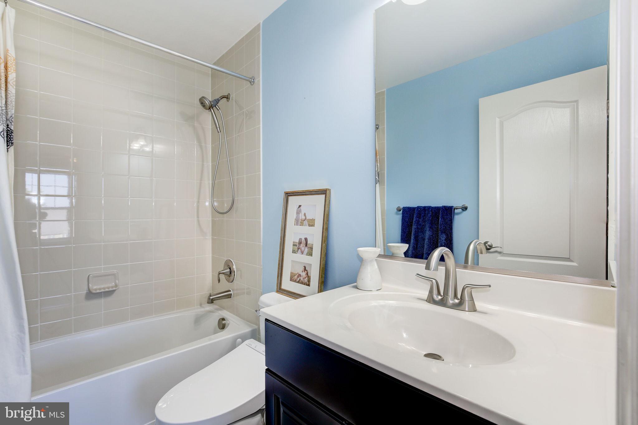 CENTENNIAL OVERLOOK - Residential