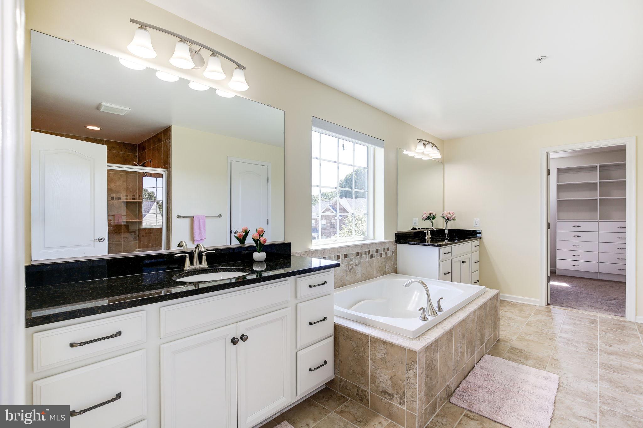 CENTENNIAL OVERLOOK - Residential