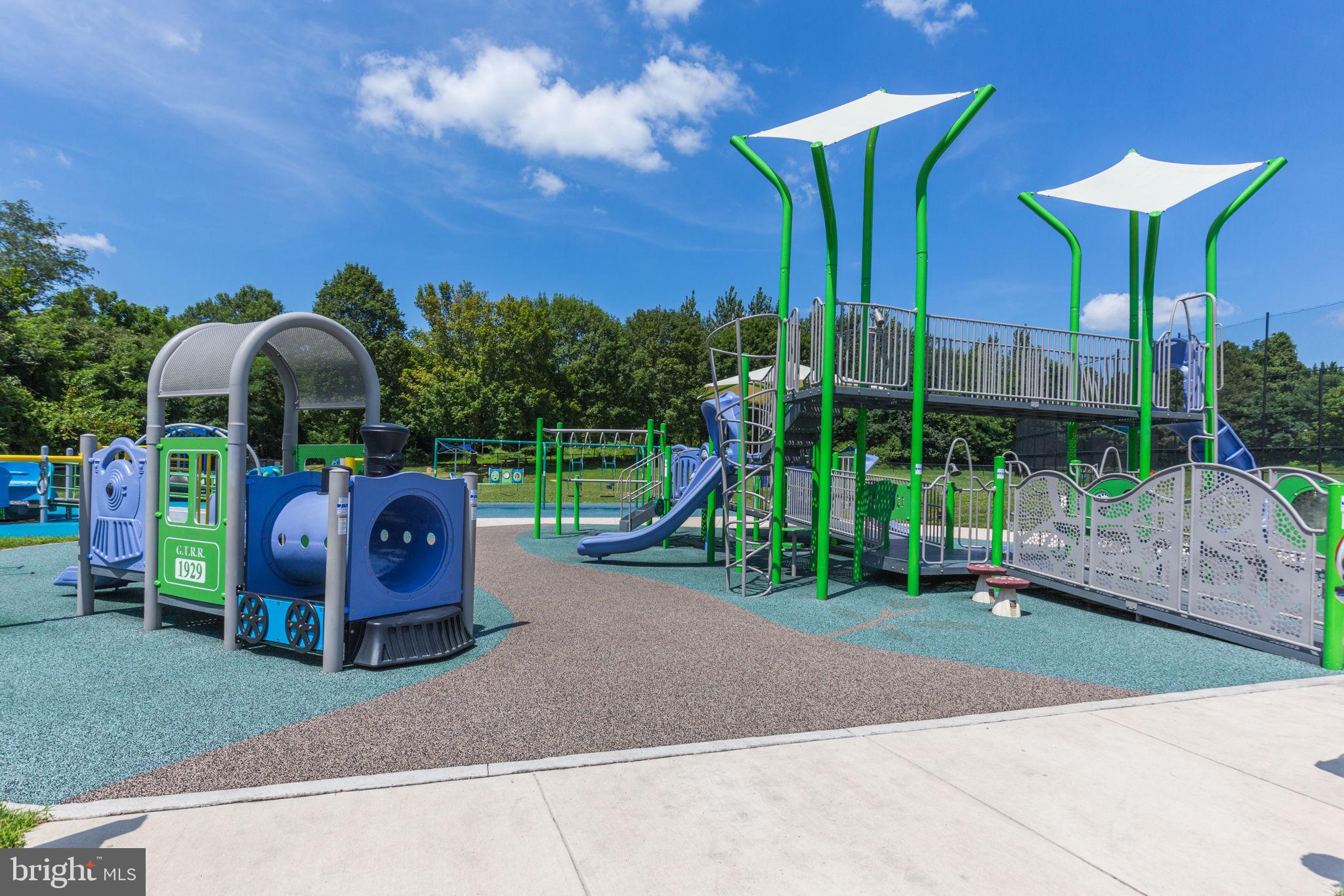 CENTENNIAL OVERLOOK - Residential