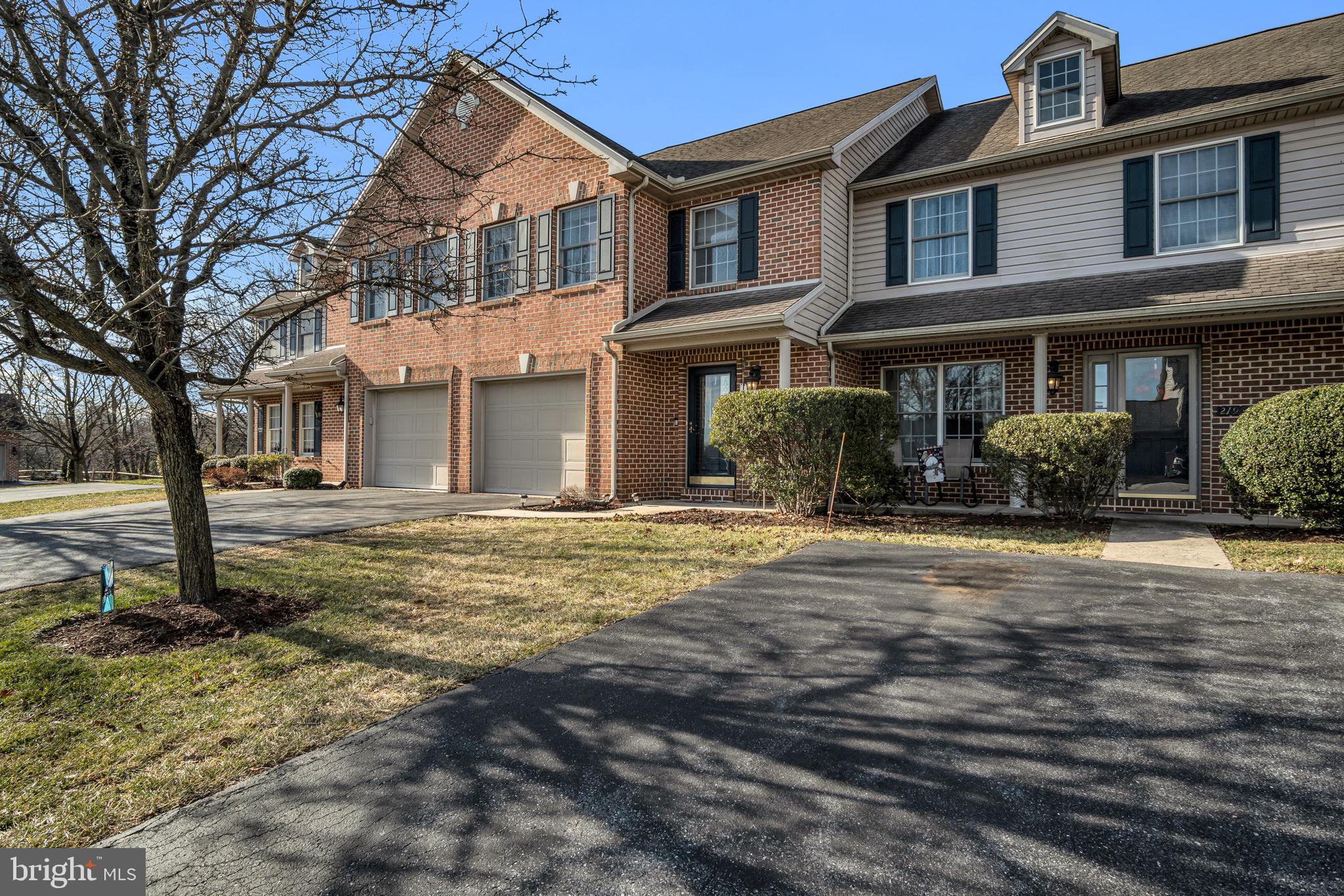 WHELAN CROSSING - Residential