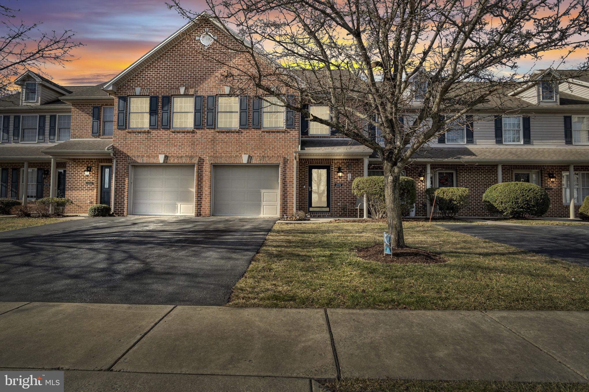 WHELAN CROSSING - Residential