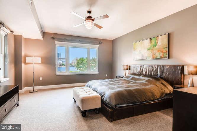 THE RITZ-CARLTON RESIDENCES - Residential Lease