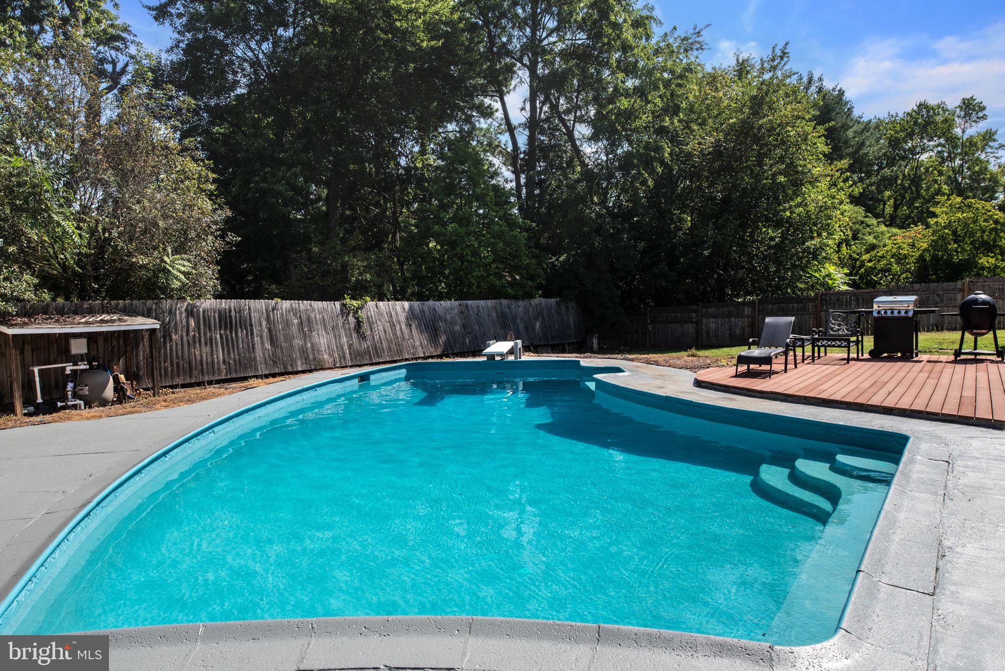 NORTH FERRY FARMS - Residential