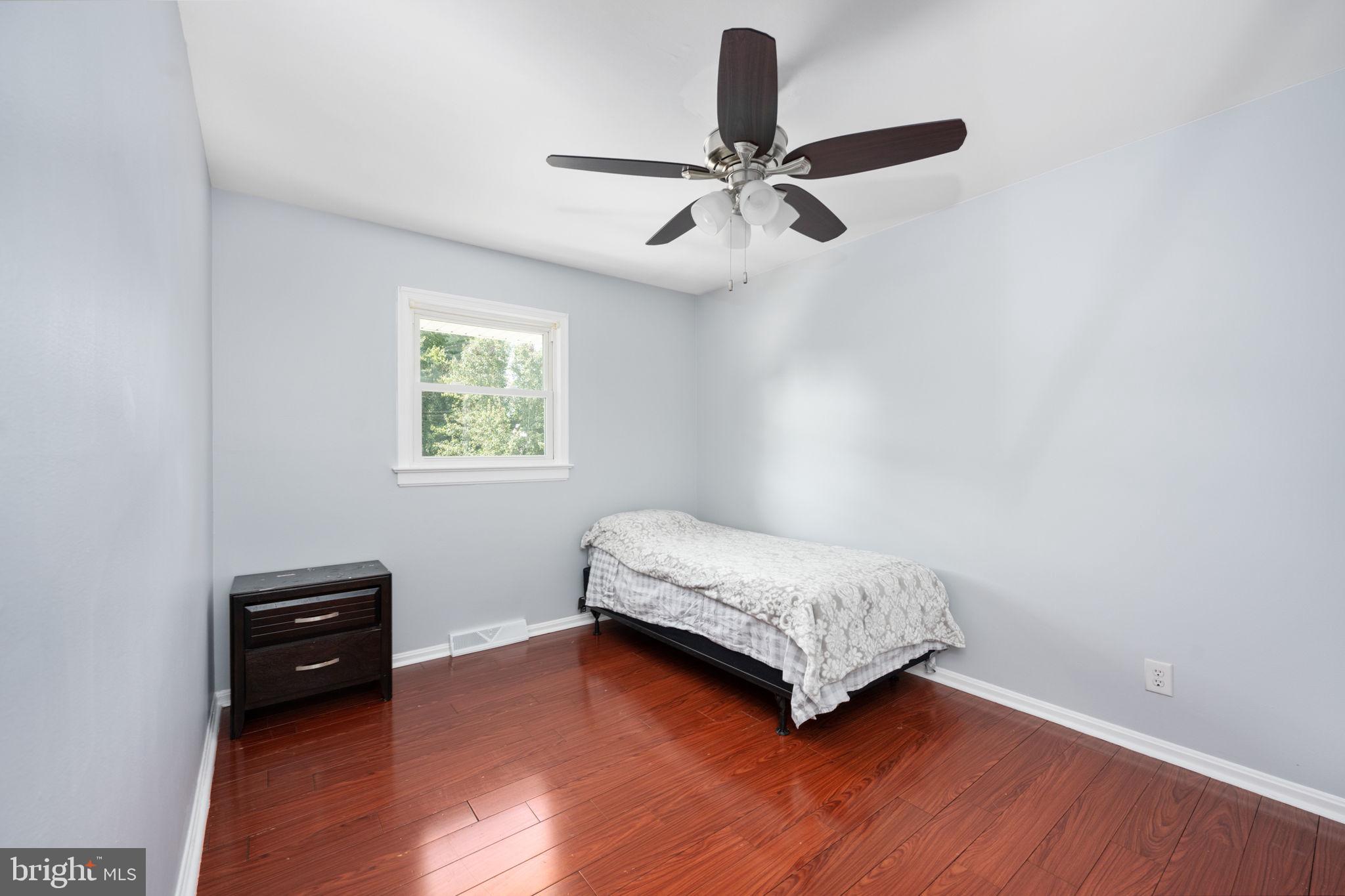 NORTH FERRY FARMS - Residential