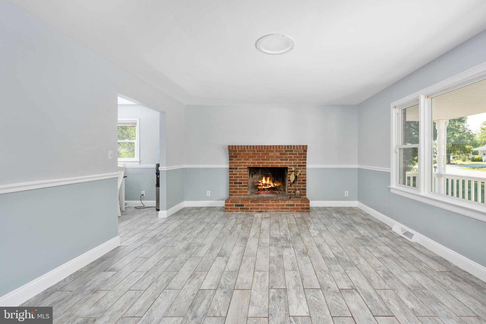 NORTH FERRY FARMS - Residential