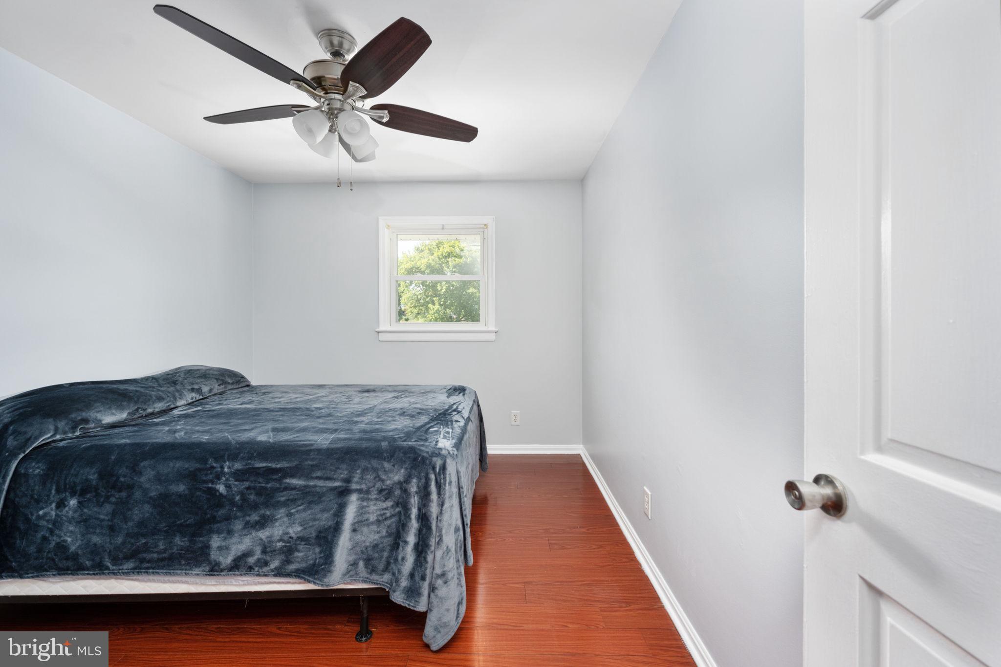 NORTH FERRY FARMS - Residential