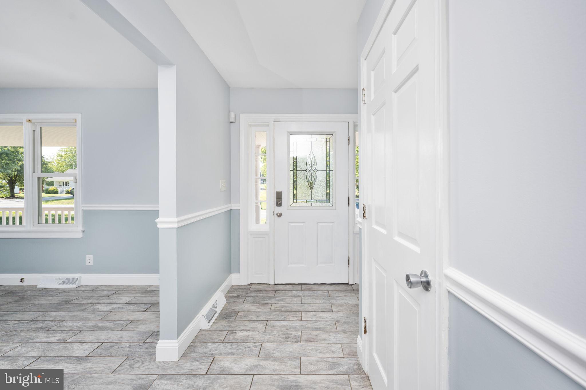 NORTH FERRY FARMS - Residential