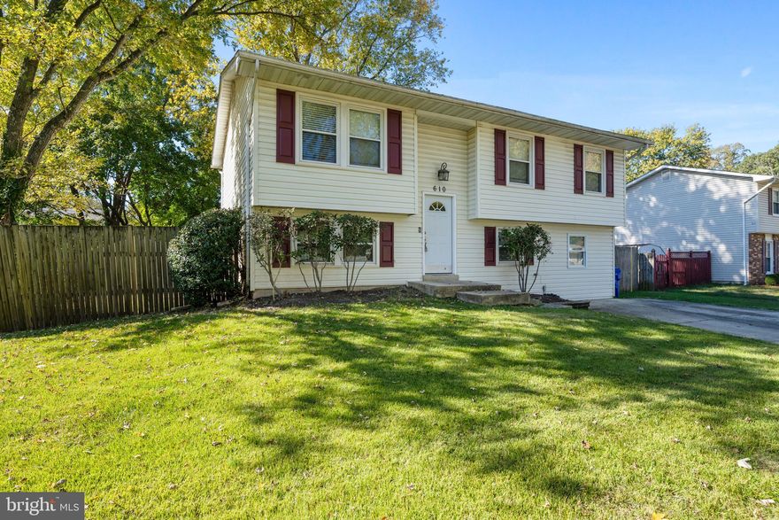 Welcome to 610 Garner Ave! This four-bedroom, two-full-bath home is located in the Carrington Community of Waldorf; the entire house has been painted with a trending bright white hue, which adds to the sense of space and modern appeal. All the bedrooms and lower living spaces have new carpets. The seller also provides a Home Warranty for your peace of mind. The Main Level of the house boasts gleaming hardwood floors that extend into the kitchen, creating a seamless and inviting ambiance. The kitchen is equipped with granite countertops and stainless steel appliances. The property sits on .21 acres, offering a perfect balance of outdoor space for recreational and relaxation activities without the constraints of an HOA. Located in Waldorf, this property offers easy access to an array of local amenities, including shopping centers, dining options, and essential services, making it ideal for buyers seeking a vibrant community.