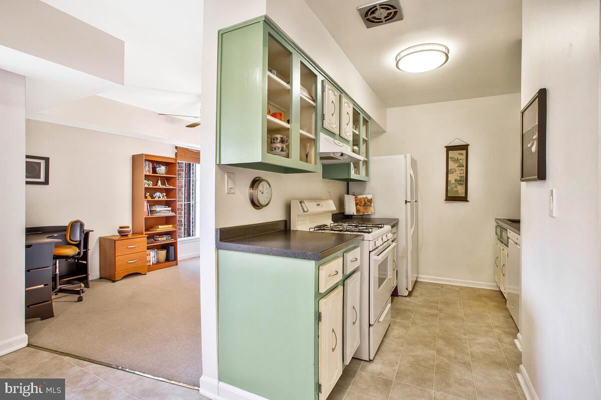 FAIRWINDS OF ANNAPOLIS - Residential