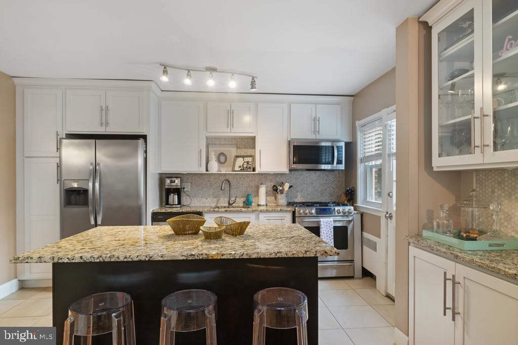 RODGERS FORGE - Residential Lease