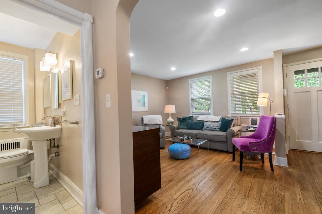 RODGERS FORGE - Residential Lease