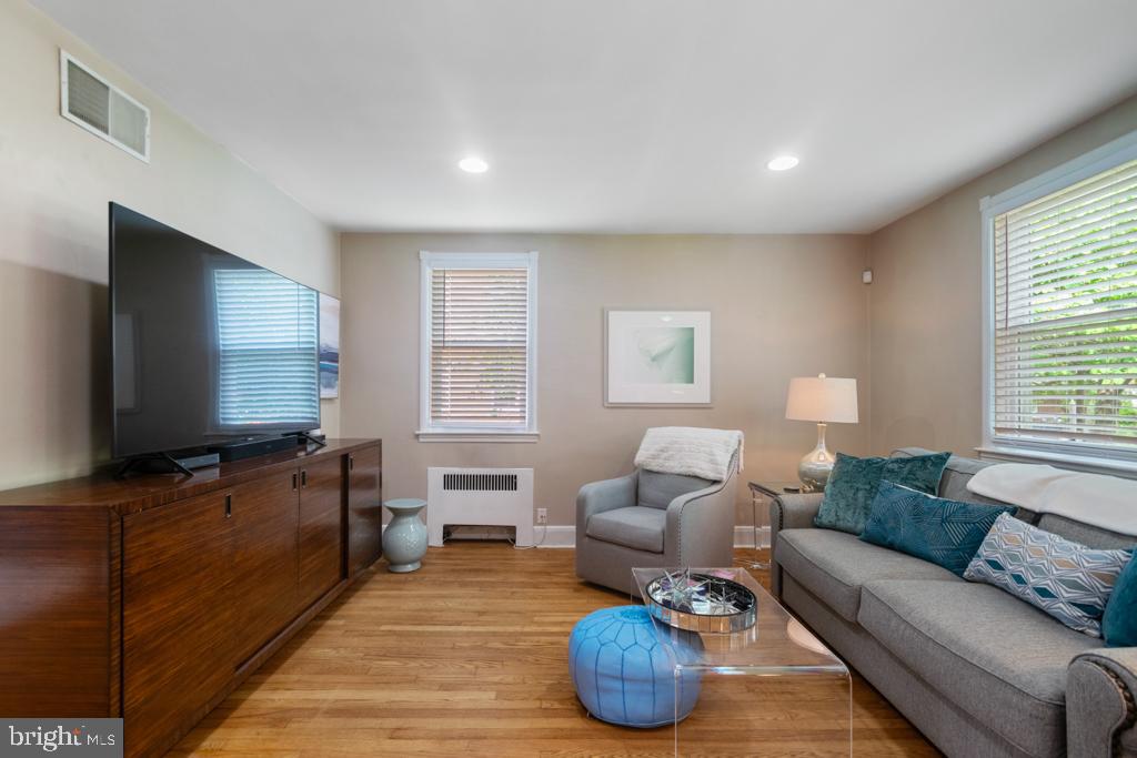 RODGERS FORGE - Residential Lease